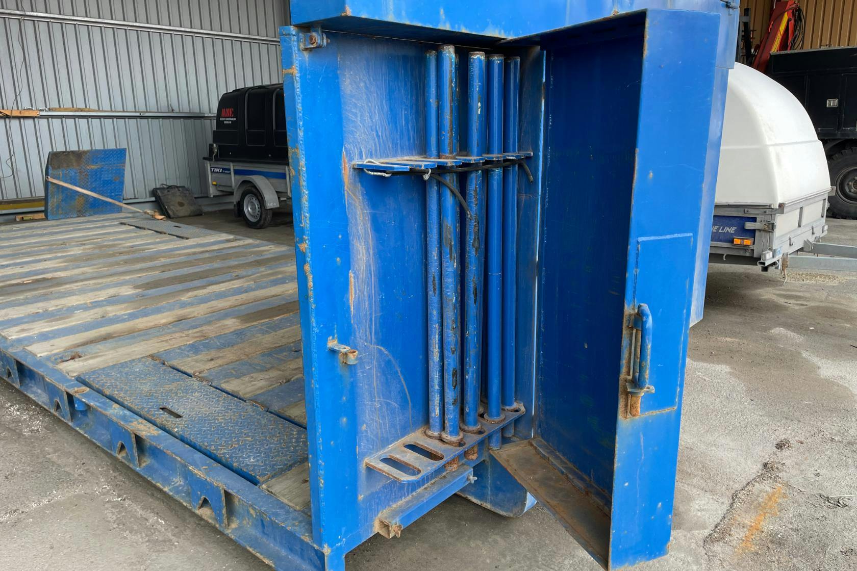 LT Container Maskinflak till lastväxlare - 0 km