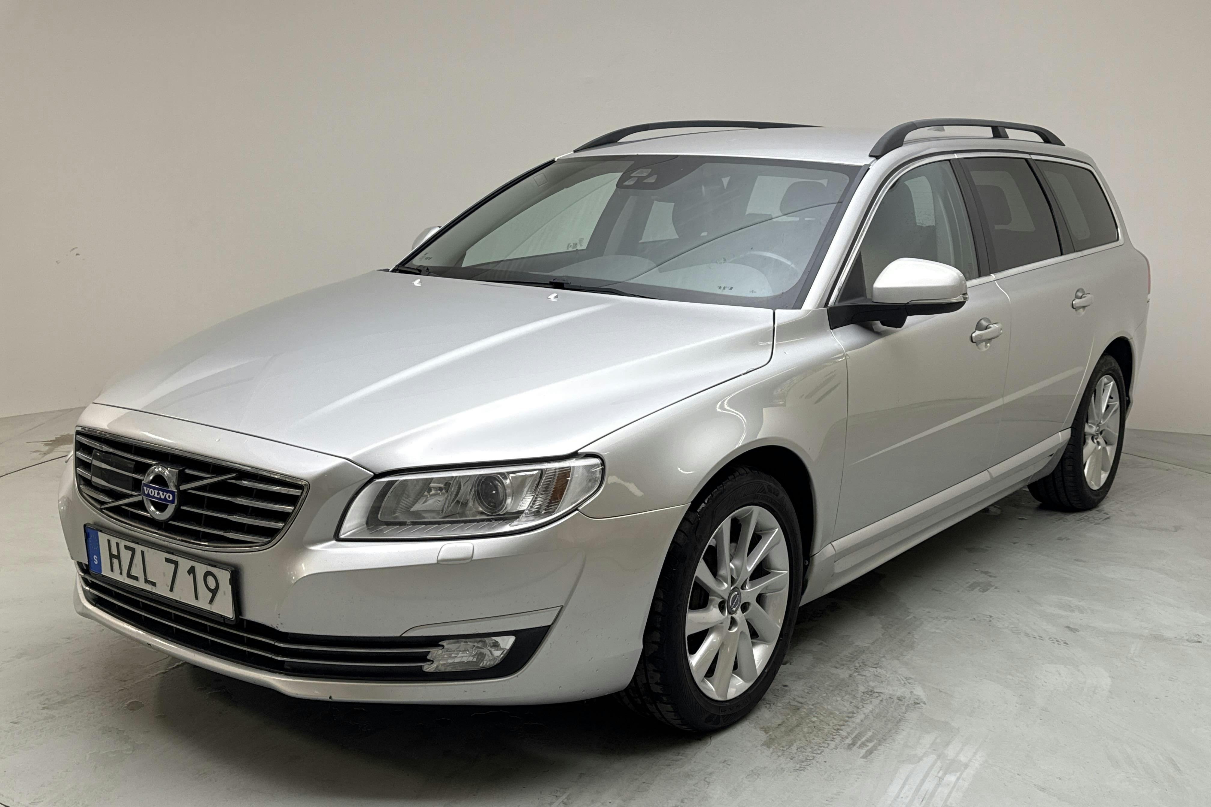 Volvo V70 II D4 AWD (181hk) - 211 790 km - Automatic - silver - 2016