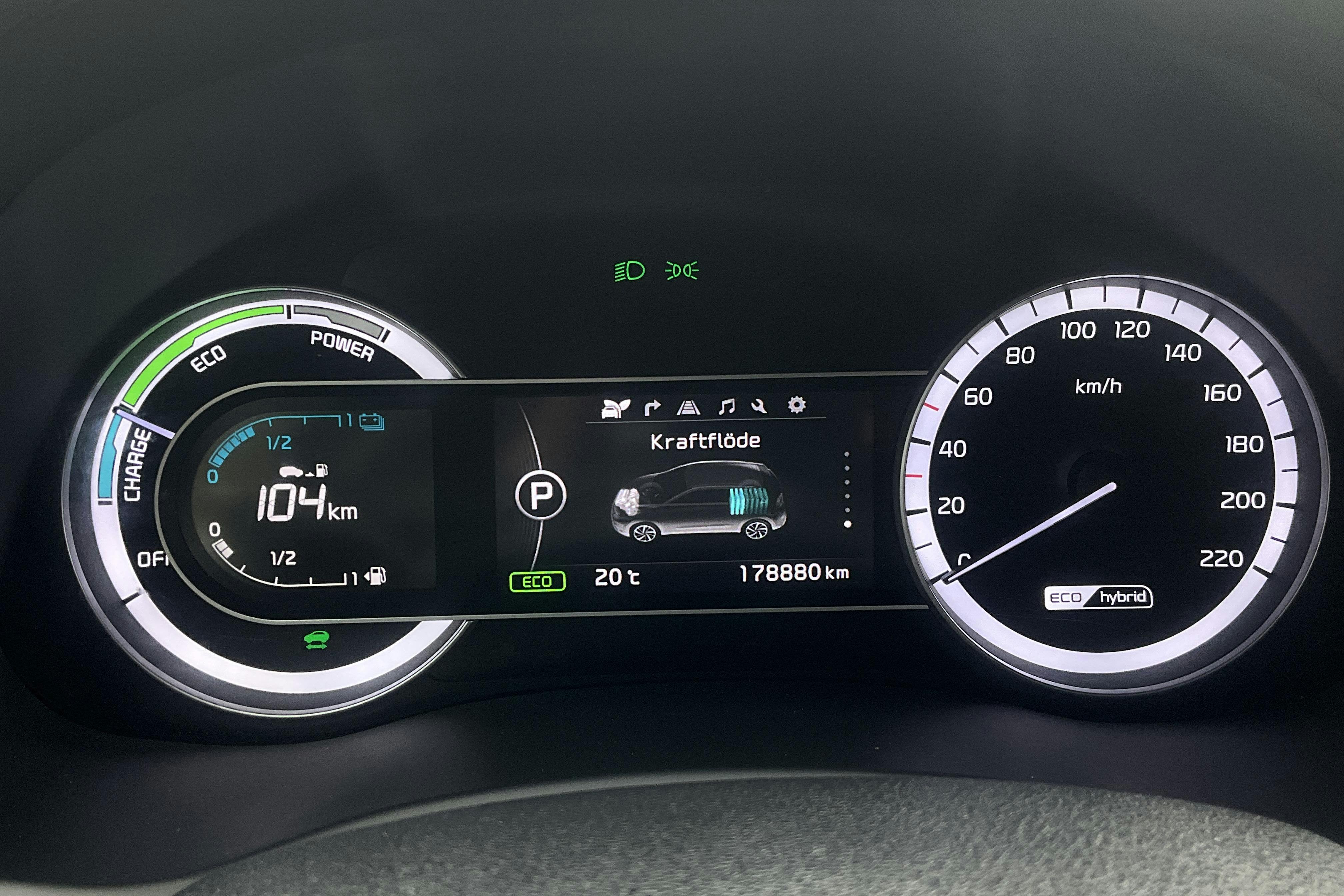 KIA Niro Hybrid 1.6 (141hk) - 17 880 mil - Automat - grå - 2018