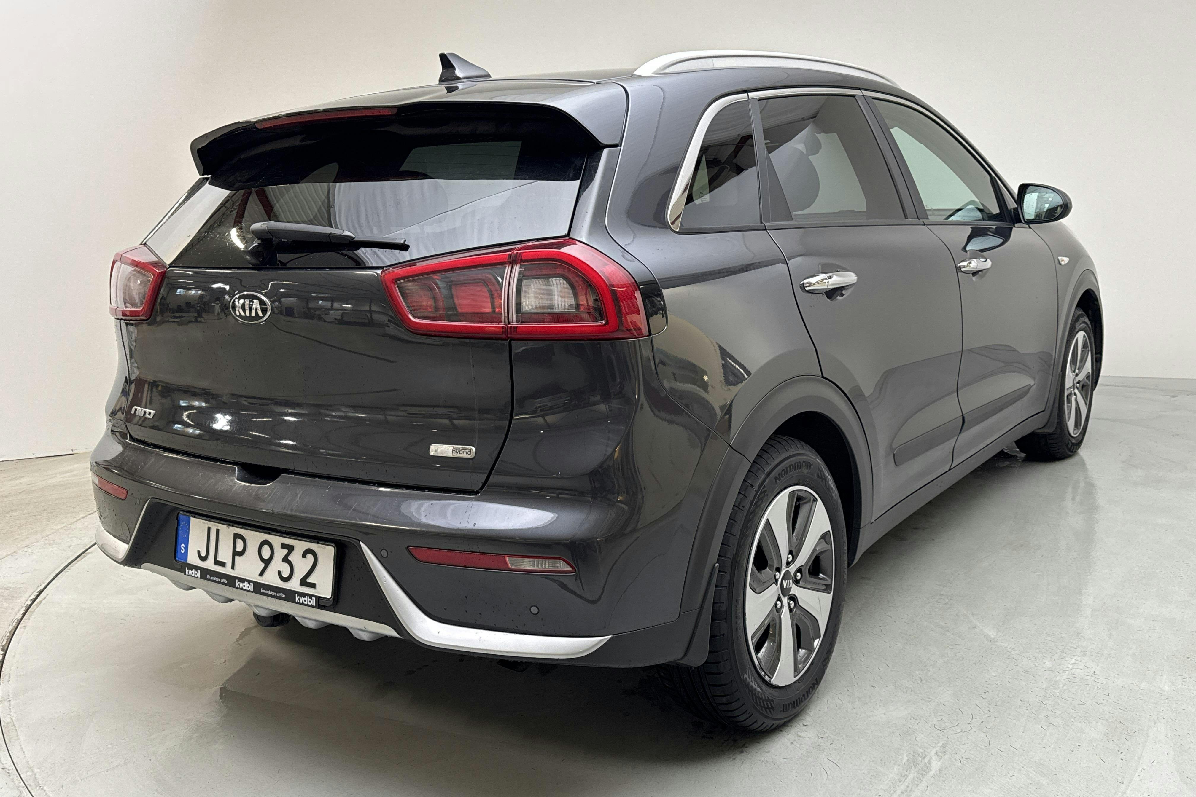 KIA Niro Hybrid 1.6 (141hk) - 17 880 mil - Automat - grå - 2018