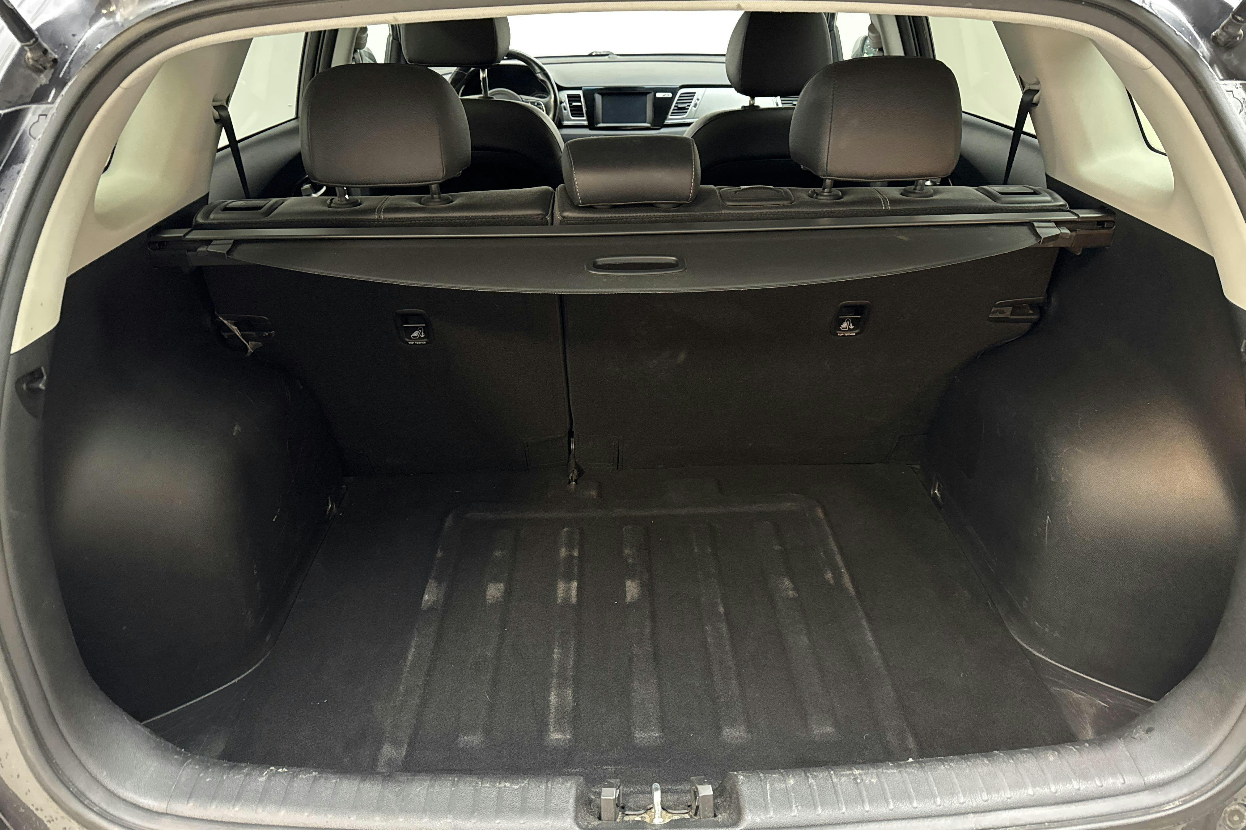 KIA Niro Hybrid 1.6 (141hk) - 17 880 mil - Automat - grå - 2018