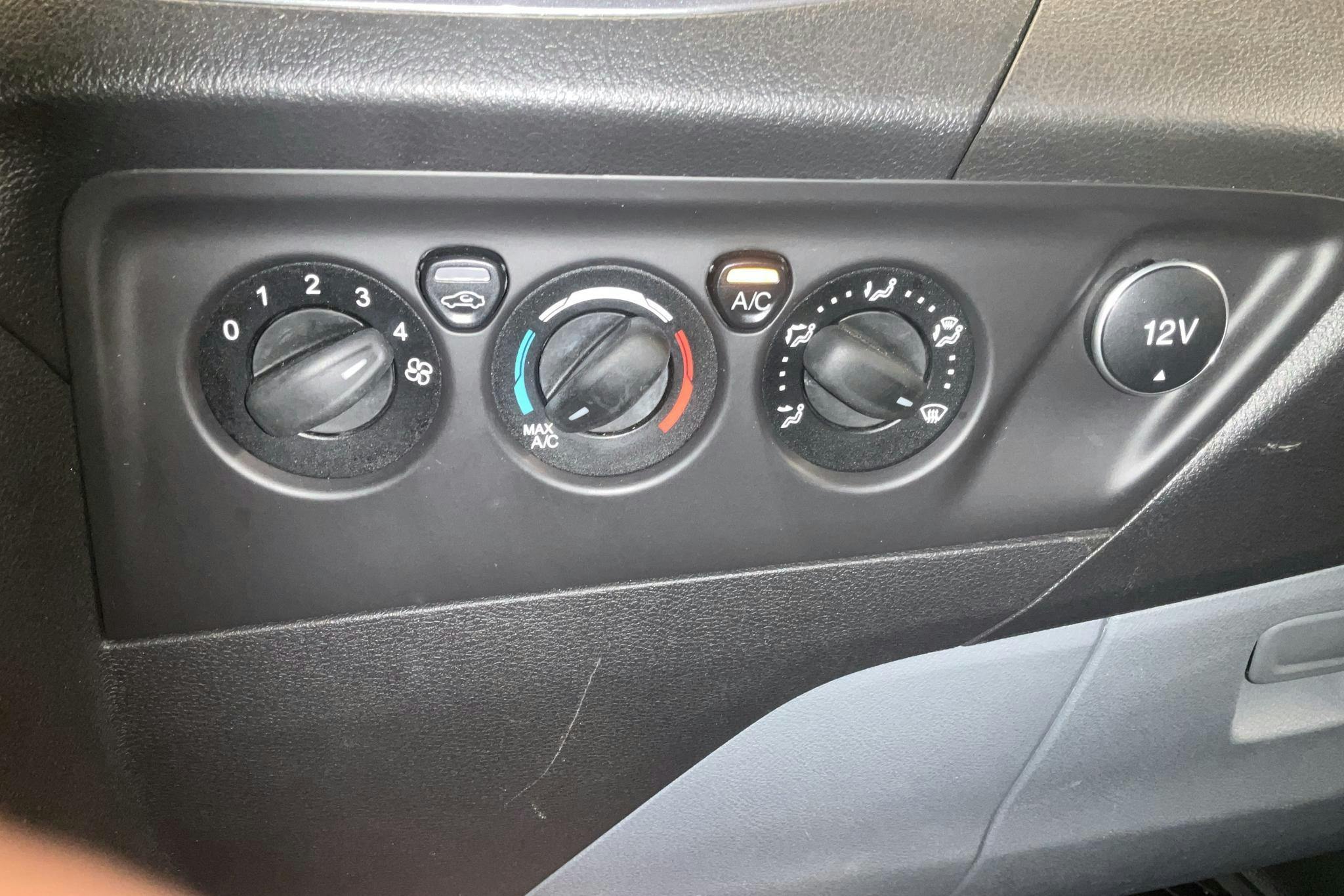 Ford Transit Custom 300 (170hk) - 103 250 km - Automaatne - punane - 2017