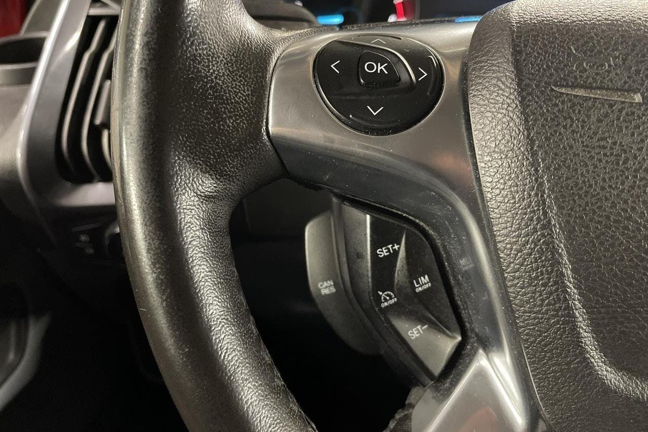 Ford Transit Custom 300 (170hk) - 103 250 km - Automaatne - punane - 2017