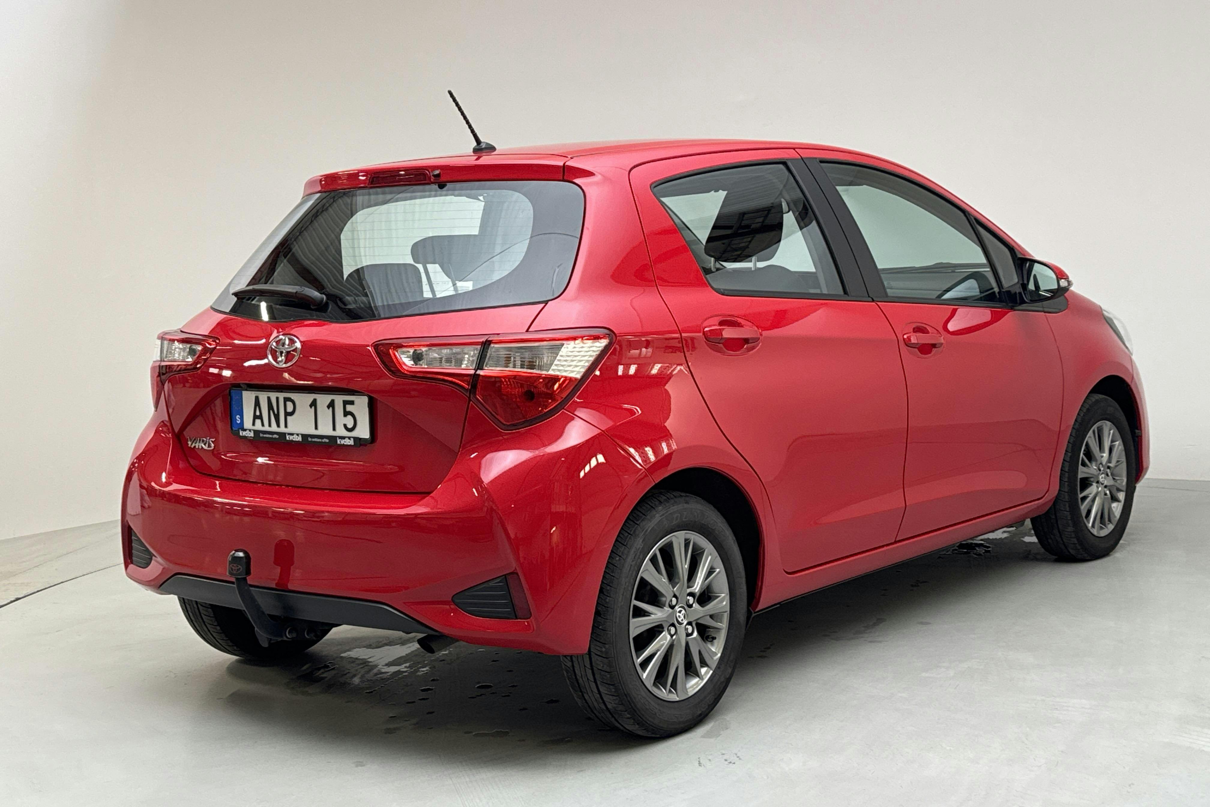 Toyota Yaris 1.5 5dr (111hk) - 62 510 km - Manual - red - 2018