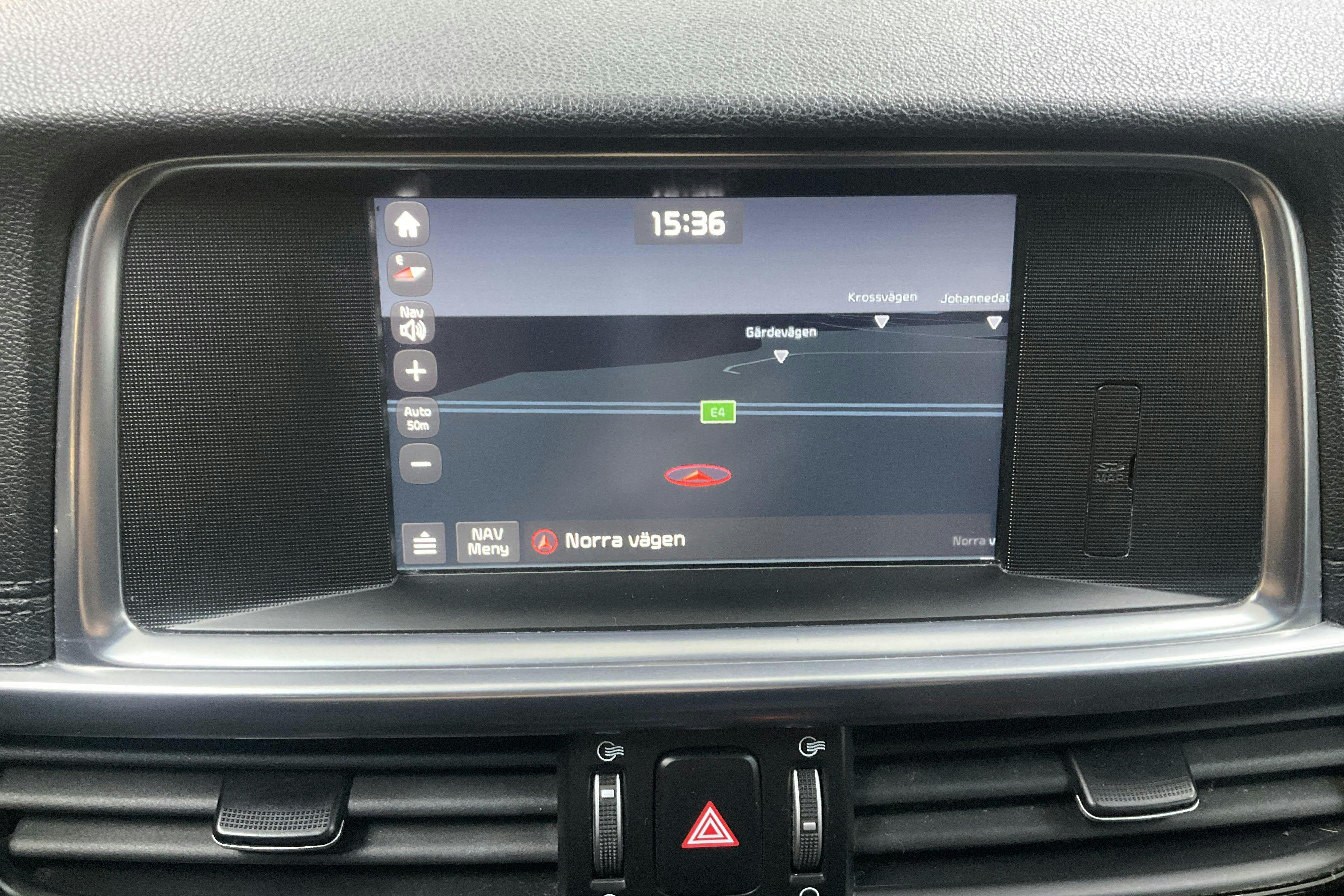 KIA Optima 1.7 CRDi SW (141hk) - 162 930 km - Automatyczna - biały - 2017