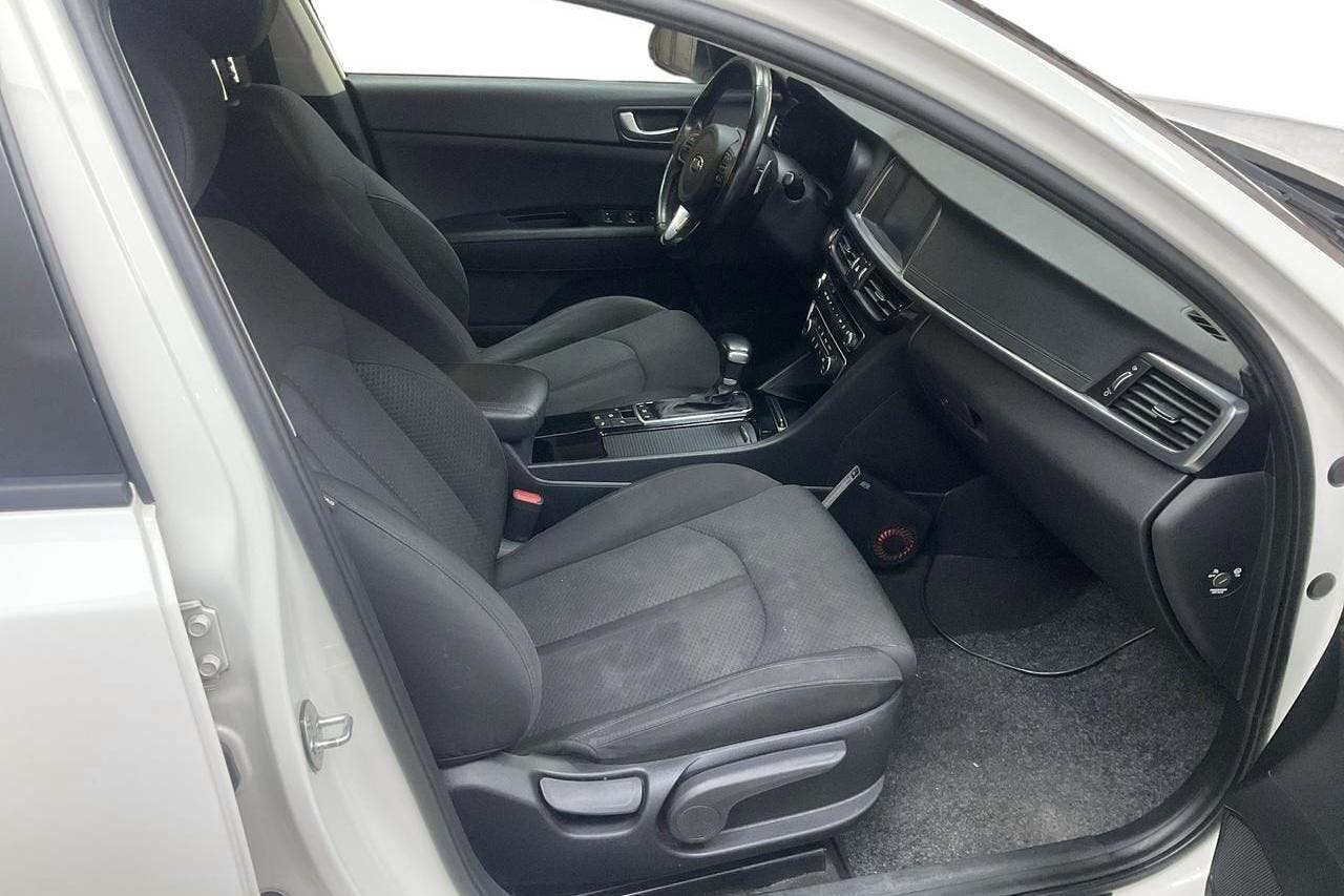 KIA Optima 1.7 CRDi SW (141hk) - 162 930 km - Automatyczna - biały - 2017