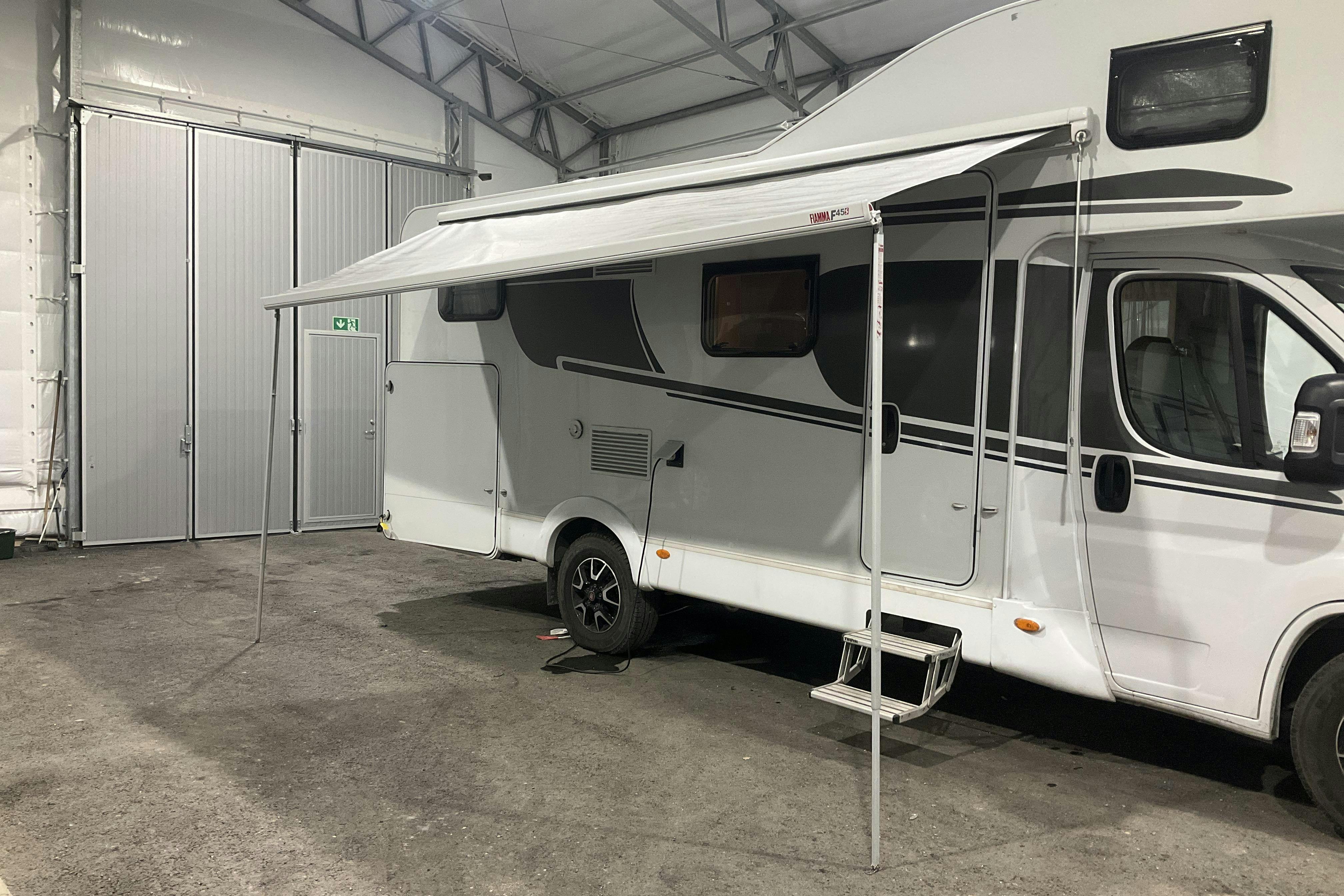 FIAT Carado A464 Husbil - 31 590 km - Käsitsi - valge - 2023