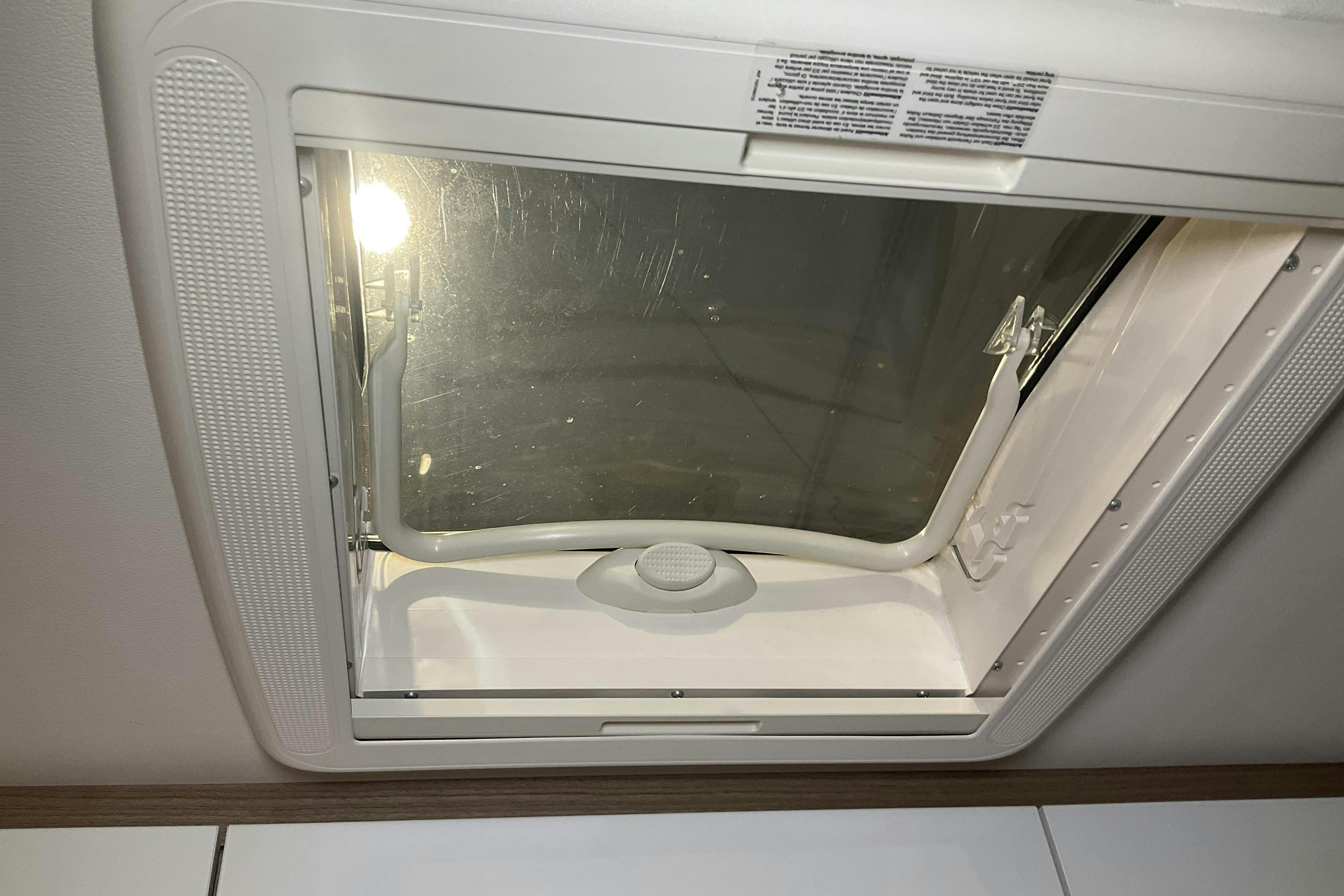 FIAT Carado A464 Husbil - 31 590 km - Käsitsi - valge - 2023