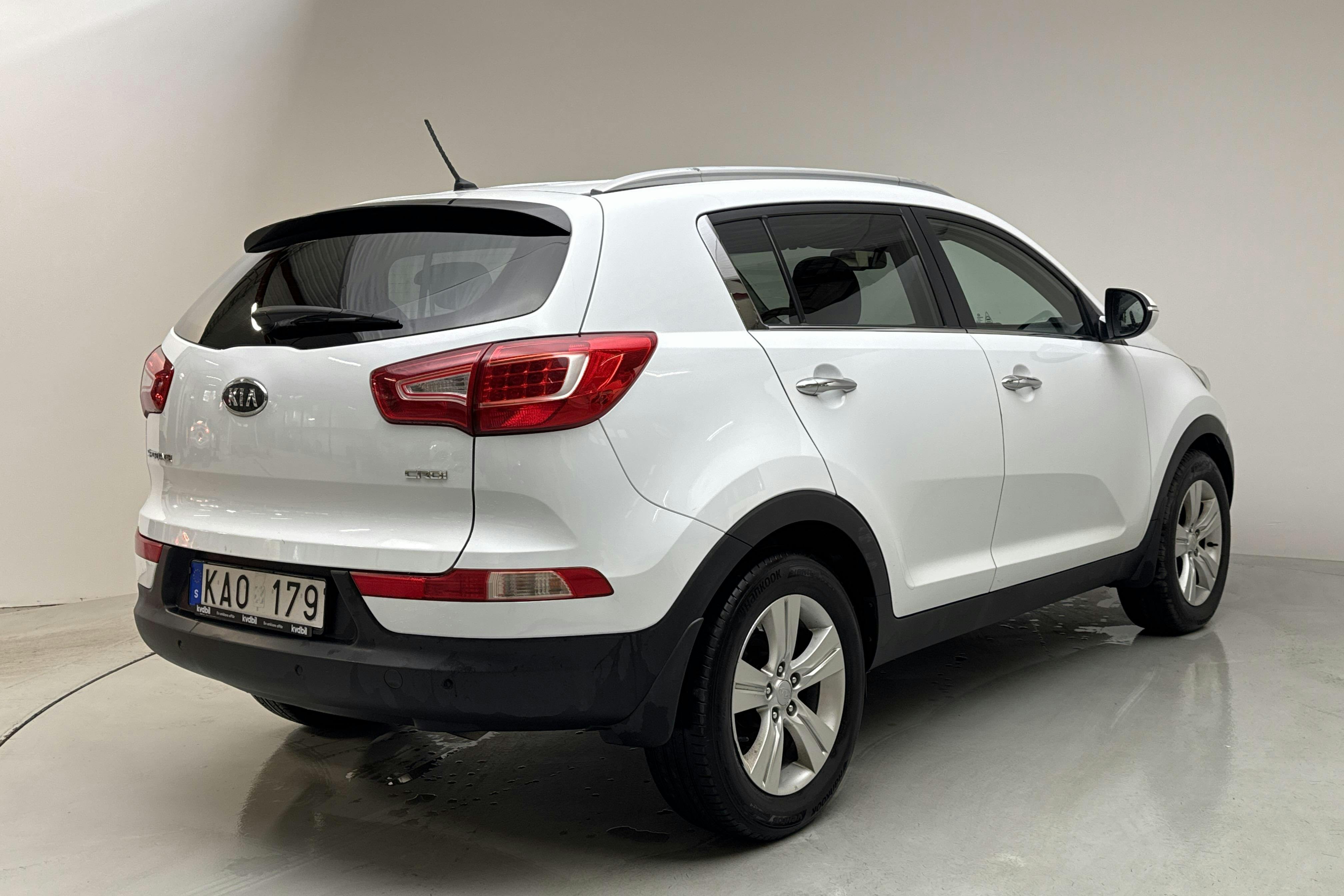 KIA Sportage 1.7 CRDi 2WD (115hk) - 218 070 km - Käsitsi - valge - 2012