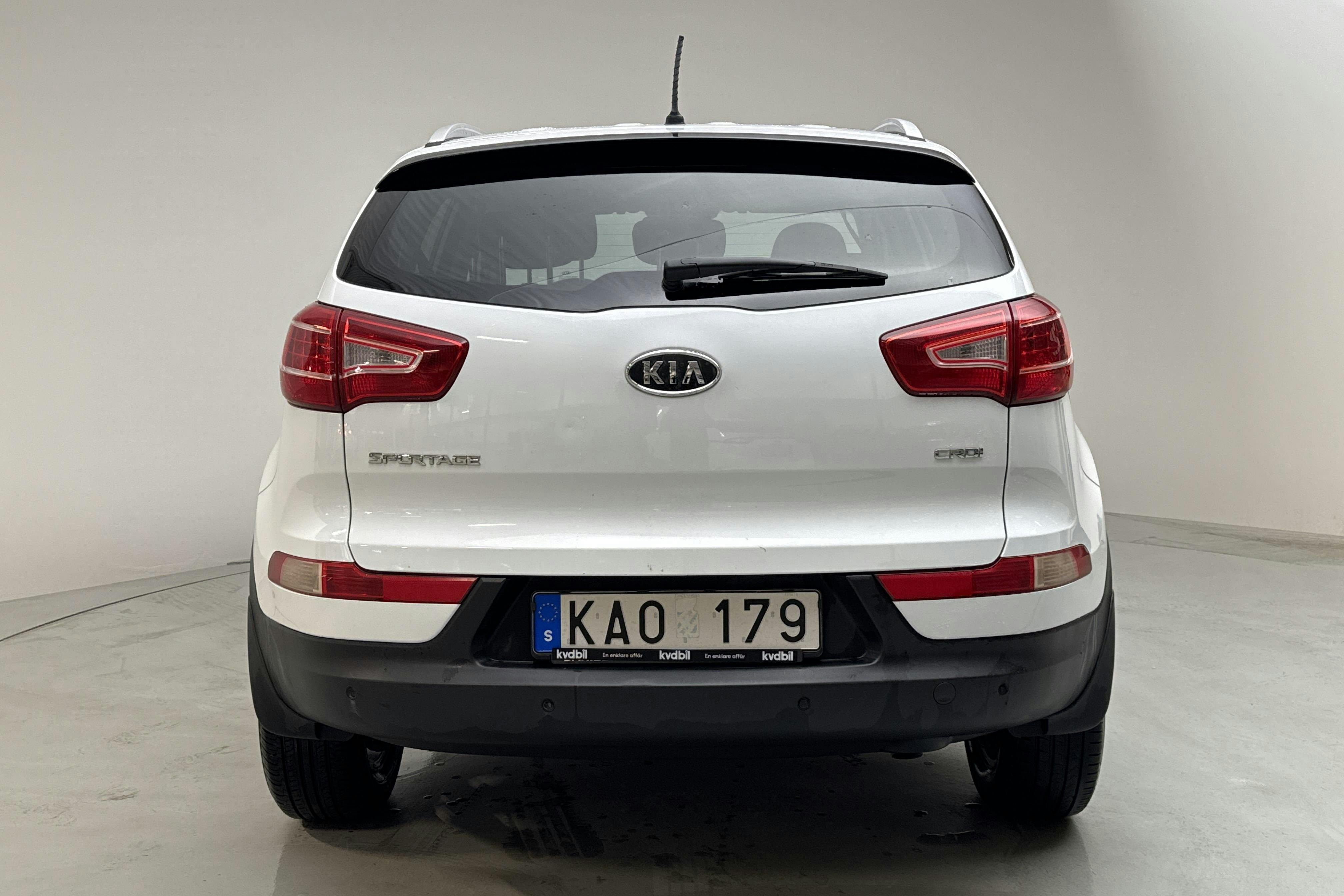 KIA Sportage 1.7 CRDi 2WD (115hk) - 218 070 km - Käsitsi - valge - 2012