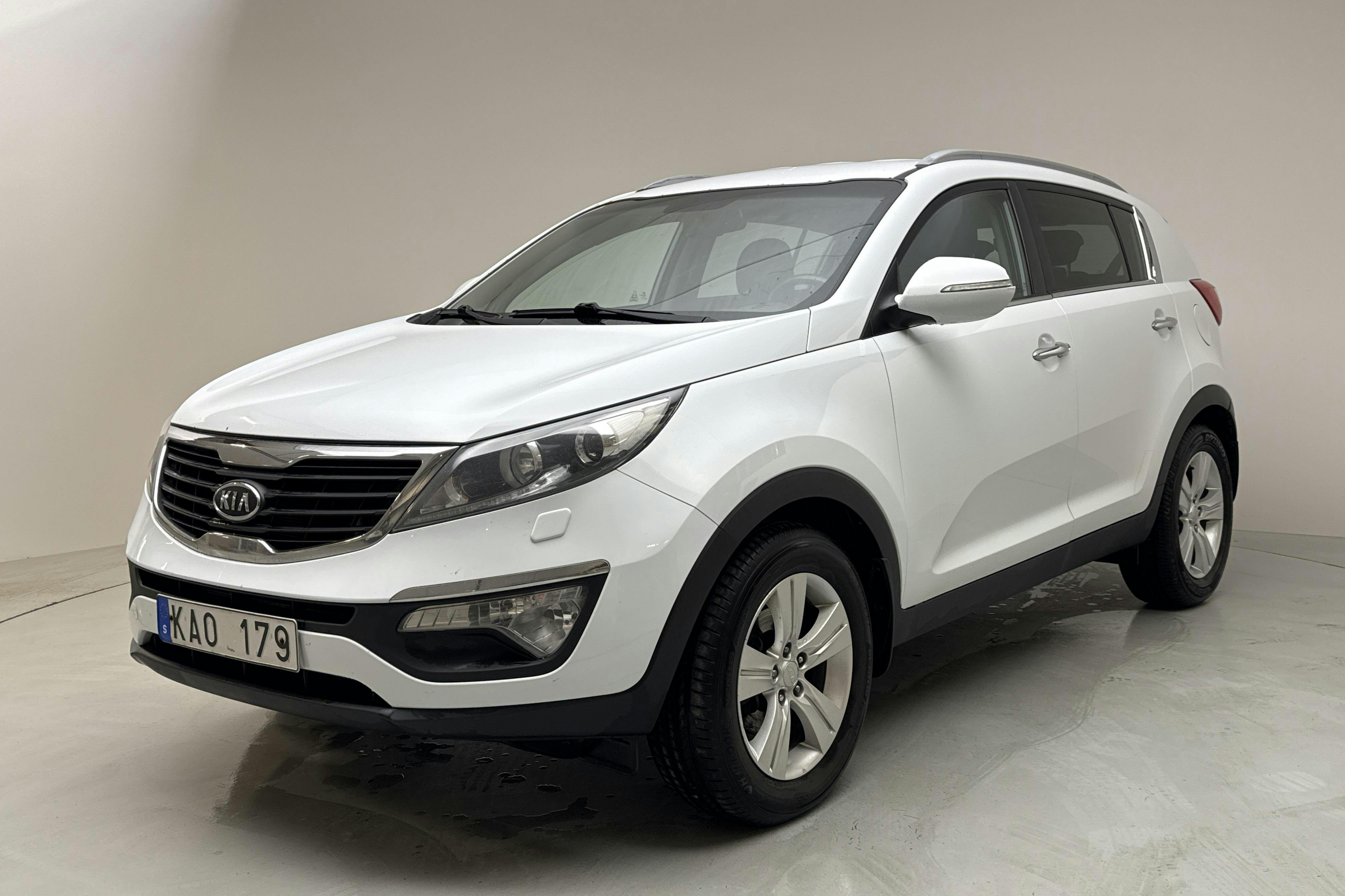 KIA Sportage 1.7 CRDi 2WD (115hk) - 218 070 km - Manual - white - 2012