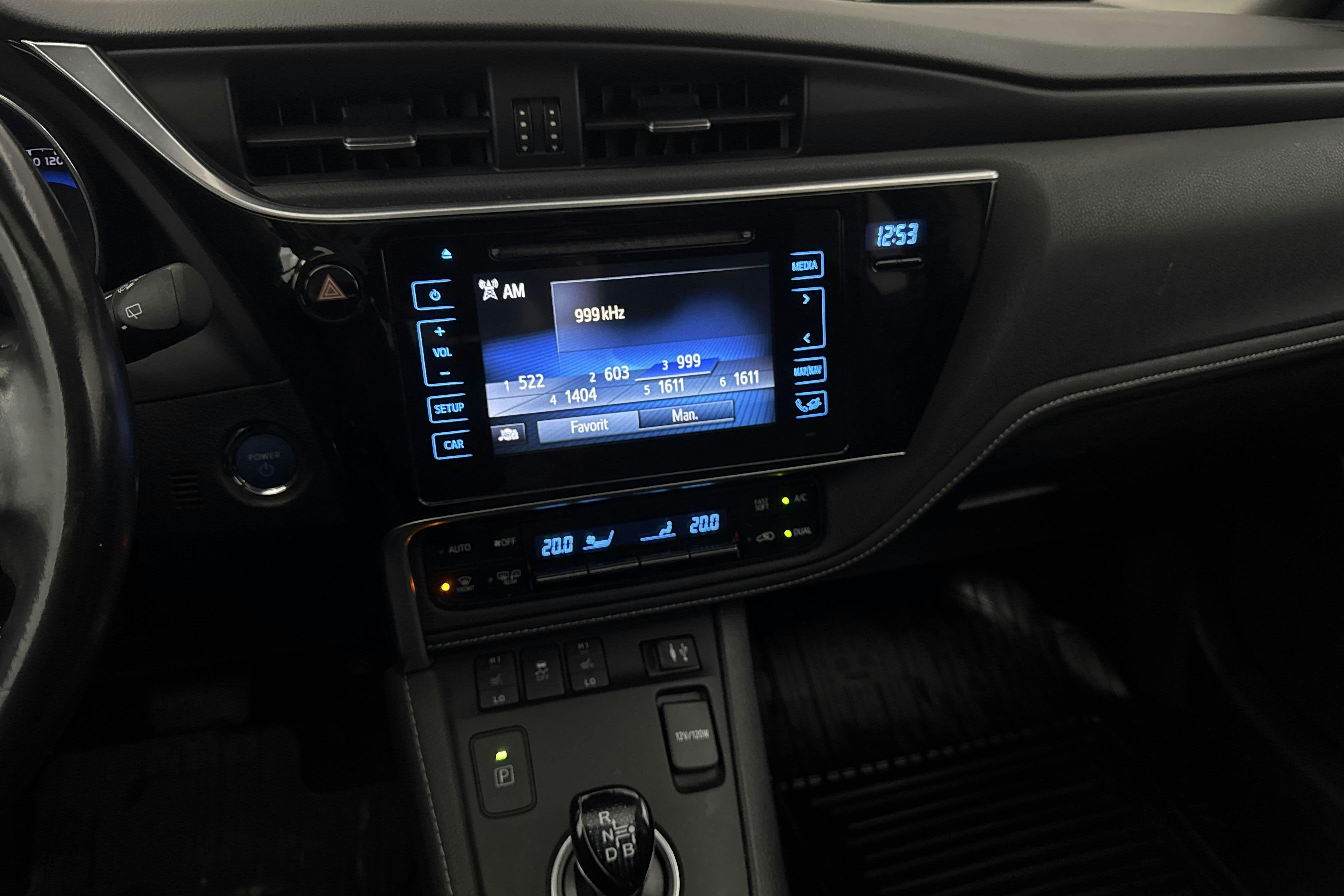 Toyota Auris 1.8 HSD Touring Sports (99hk) - 109 240 km - Automatic - black - 2016