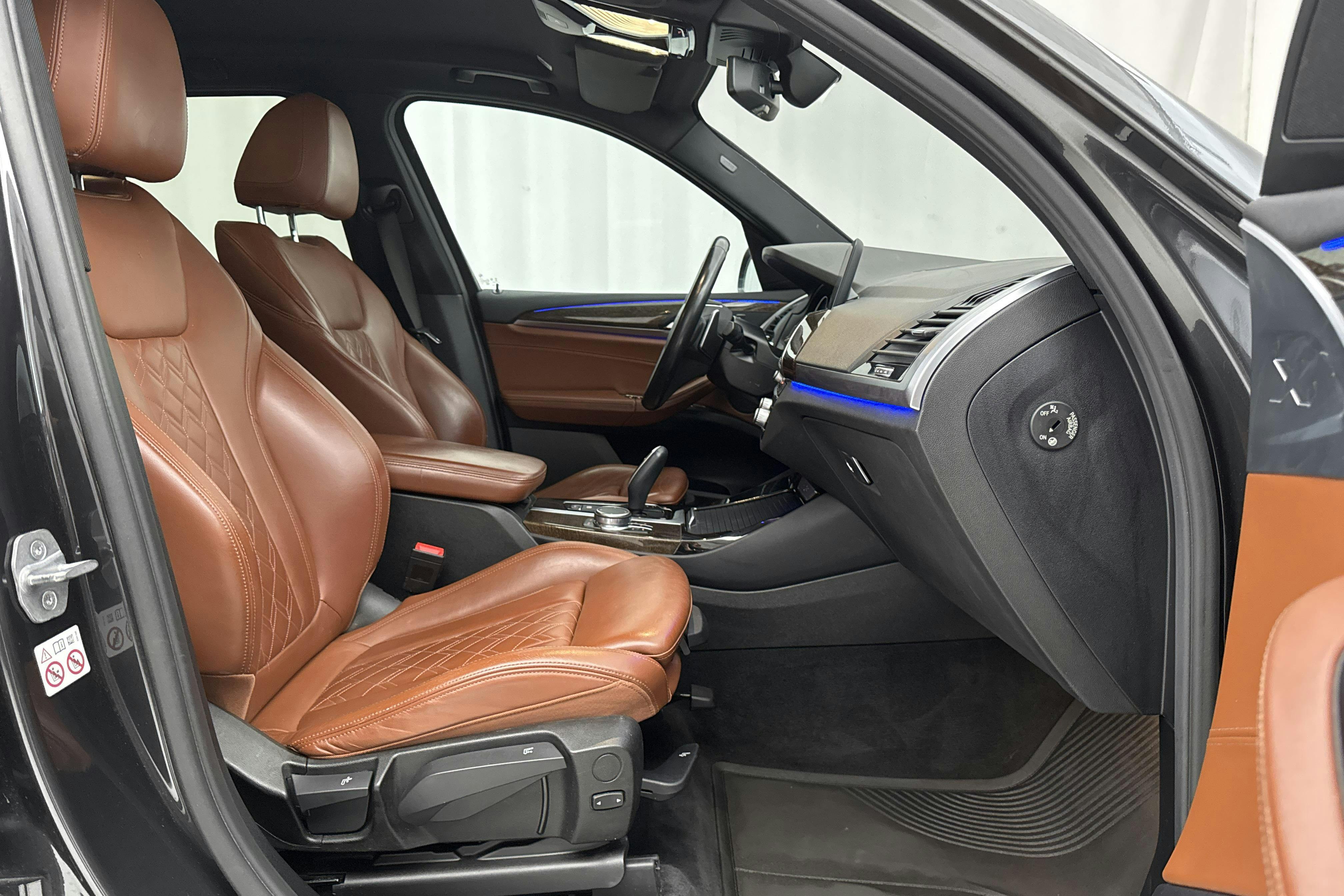 BMW X3 xDrive20i, G01 (184hk) - 107 940 km - Automatic - gray - 2019