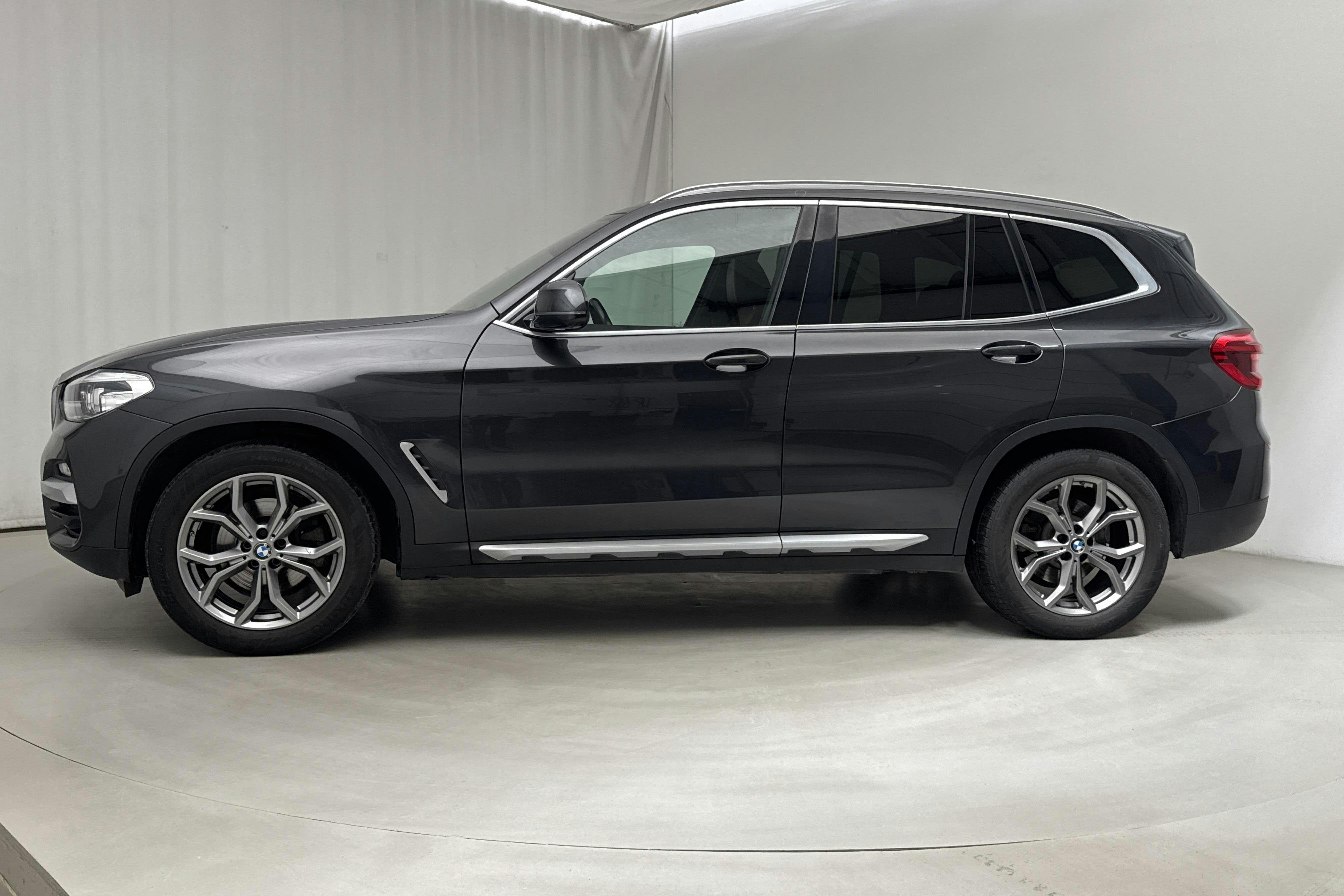 BMW X3 xDrive20i, G01 (184hk) - 107 940 km - Automatic - gray - 2019