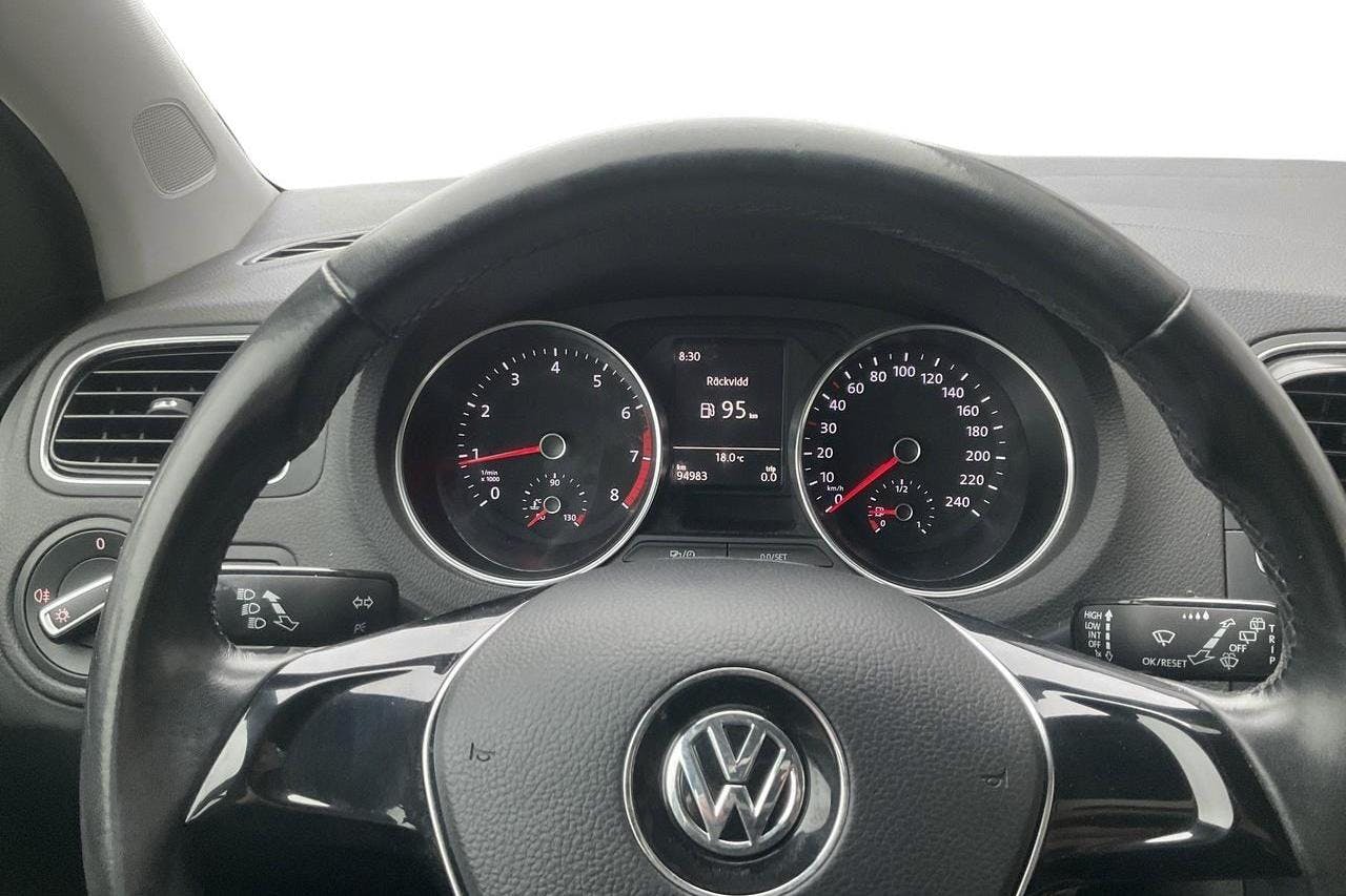 VW Polo 1.2 TSI 5dr (90hk) - 94 980 km - Manual - black - 2017
