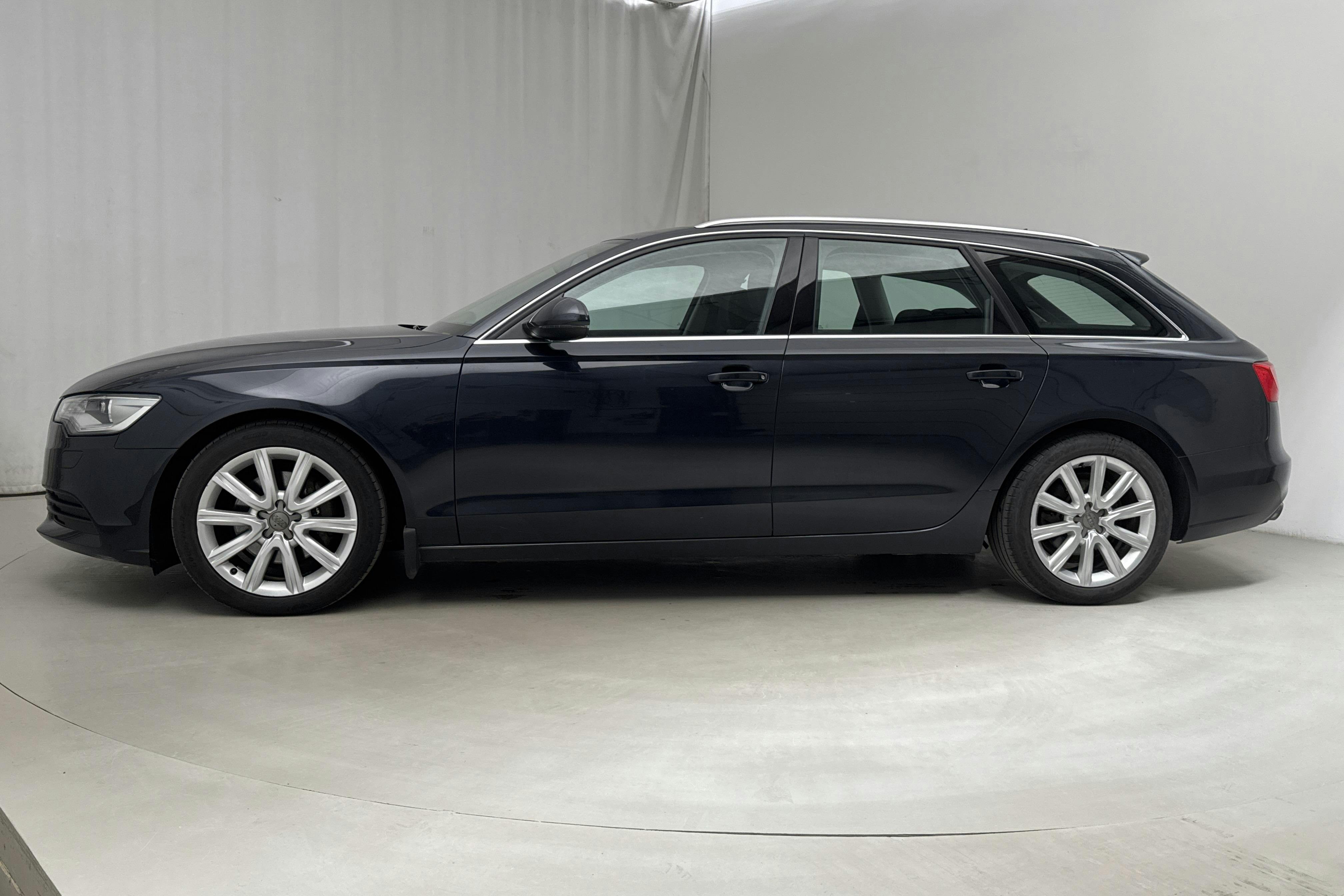 Audi A6 2.0 TDI Avant (177hk) - 17 785 mil - Automat - blå - 2014
