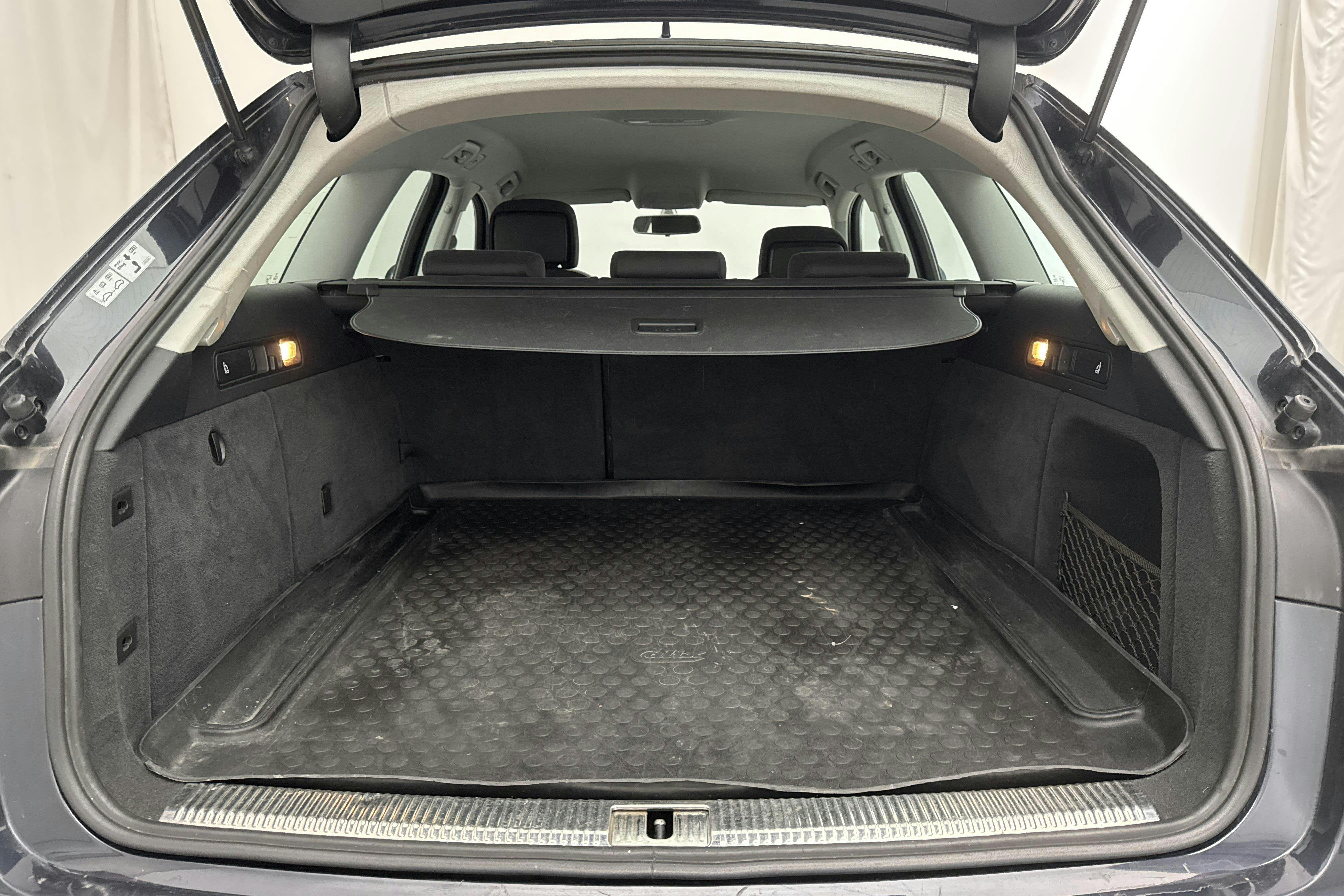 Audi A6 2.0 TDI Avant (177hk) - 17 785 mil - Automat - blå - 2014