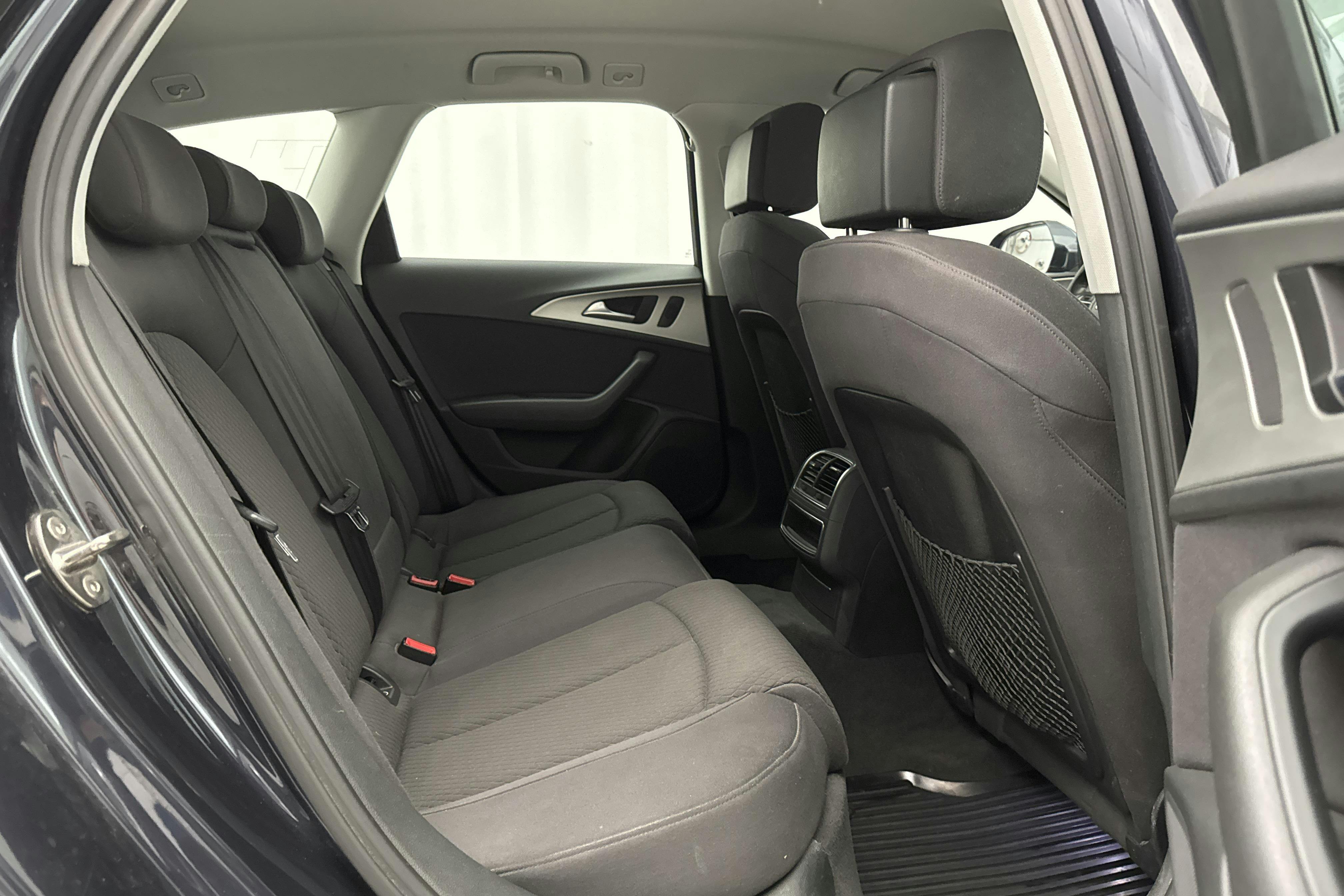 Audi A6 2.0 TDI Avant (177hk) - 17 785 mil - Automat - blå - 2014