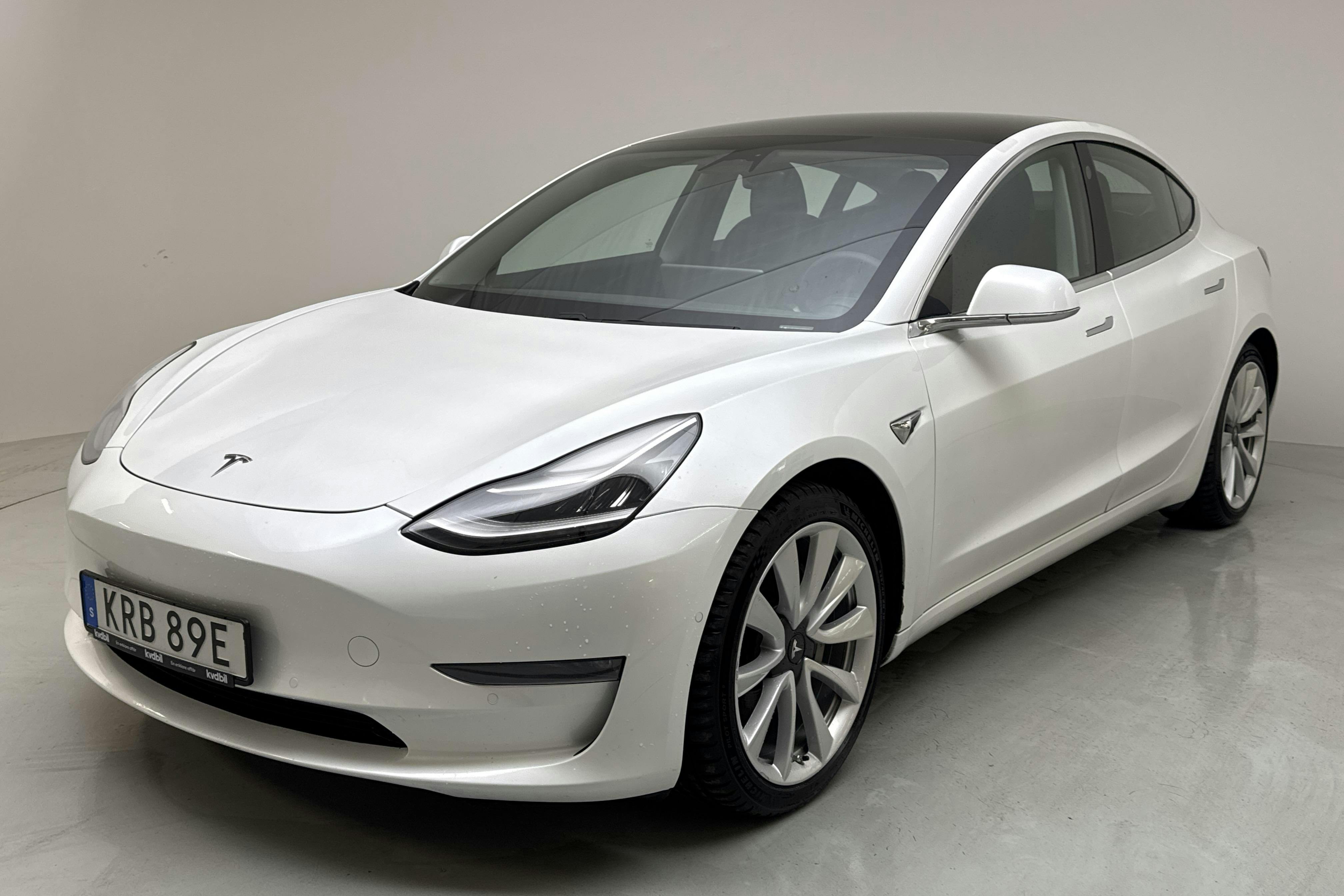 Tesla Model 3 Long Range Dual Motor AWD - 10 038 mil - Automat - vit - 2020