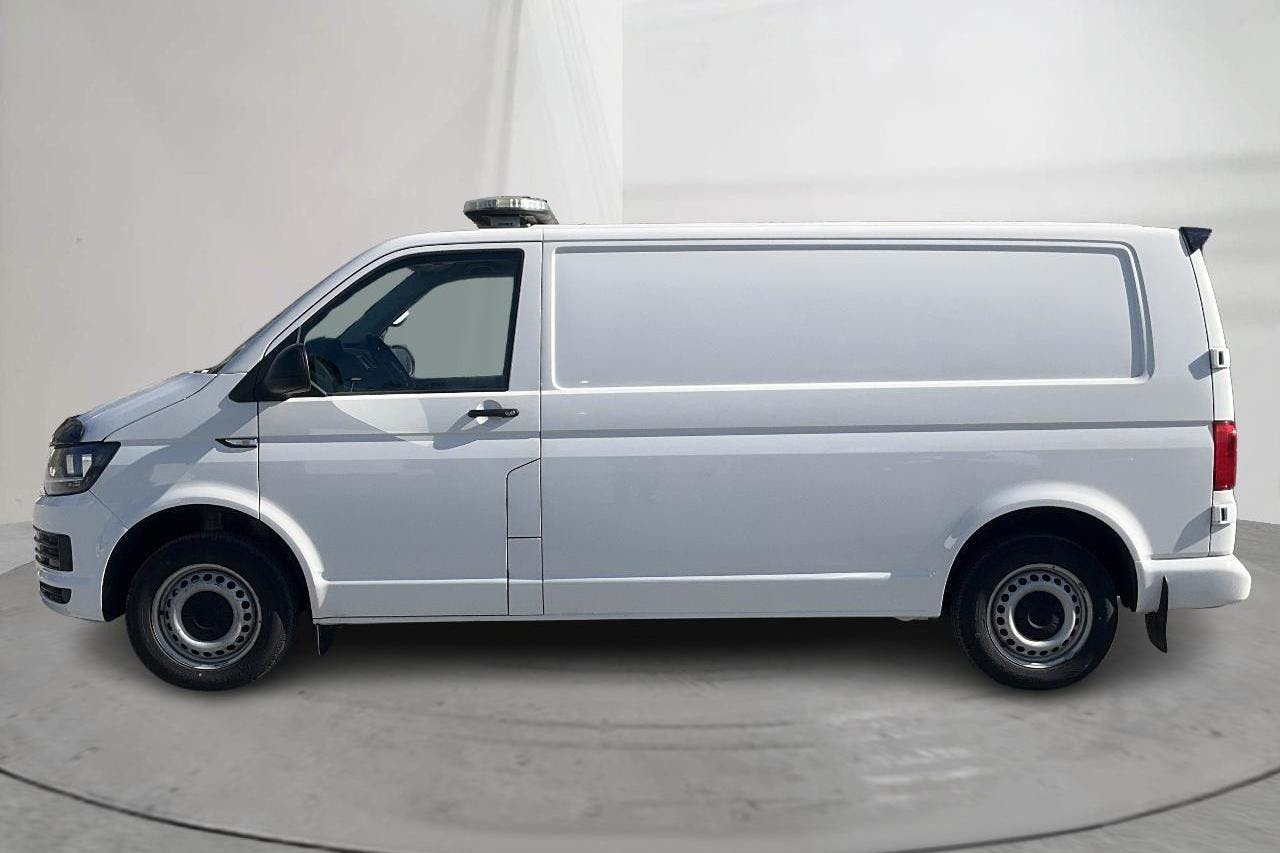 VW Transporter T6 2.0 TDI BMT Skåp (102hk) - 19 885 mil - Manuell - vit - 2019