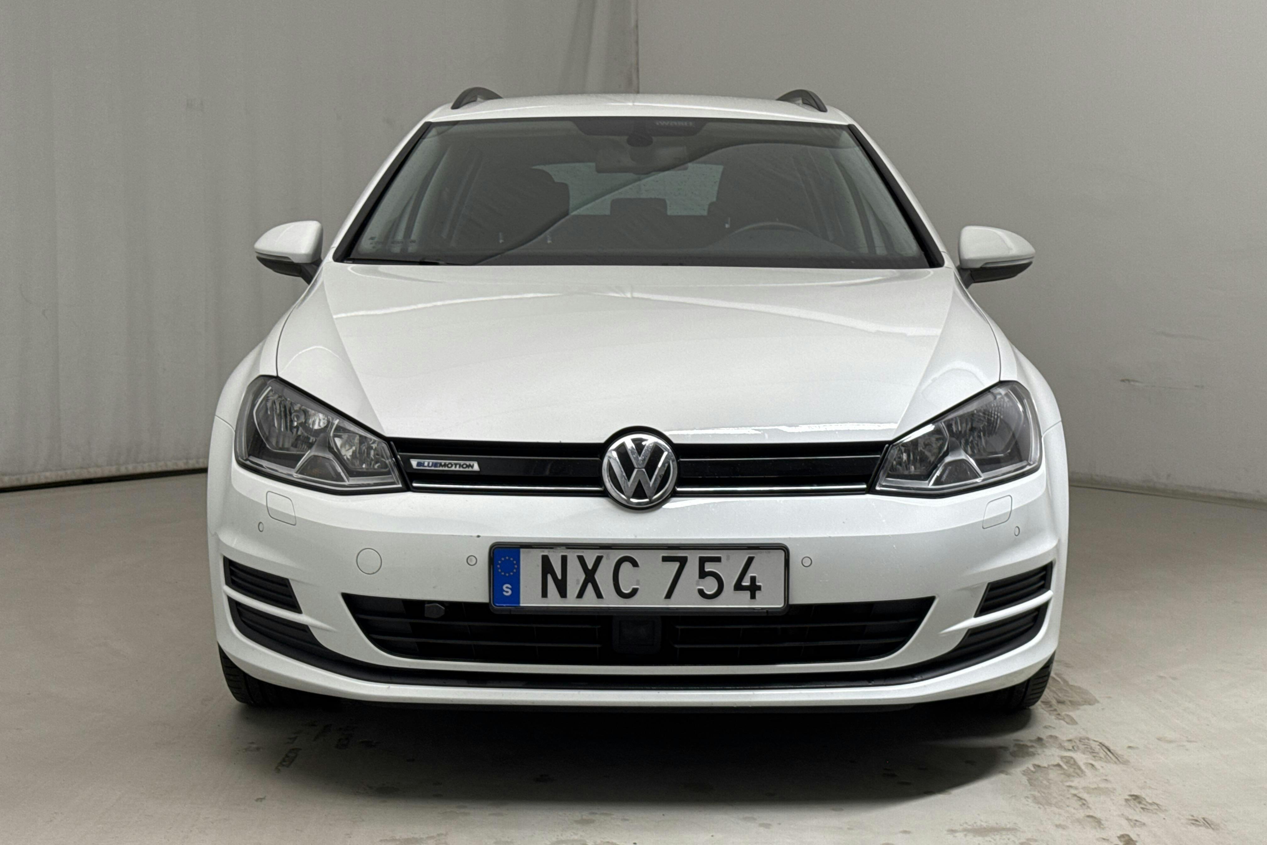 VW Golf VII 1.4 TGI BlueMotion Sportscombi (110hk) - 79 570 km - Automaatne - valge - 2016