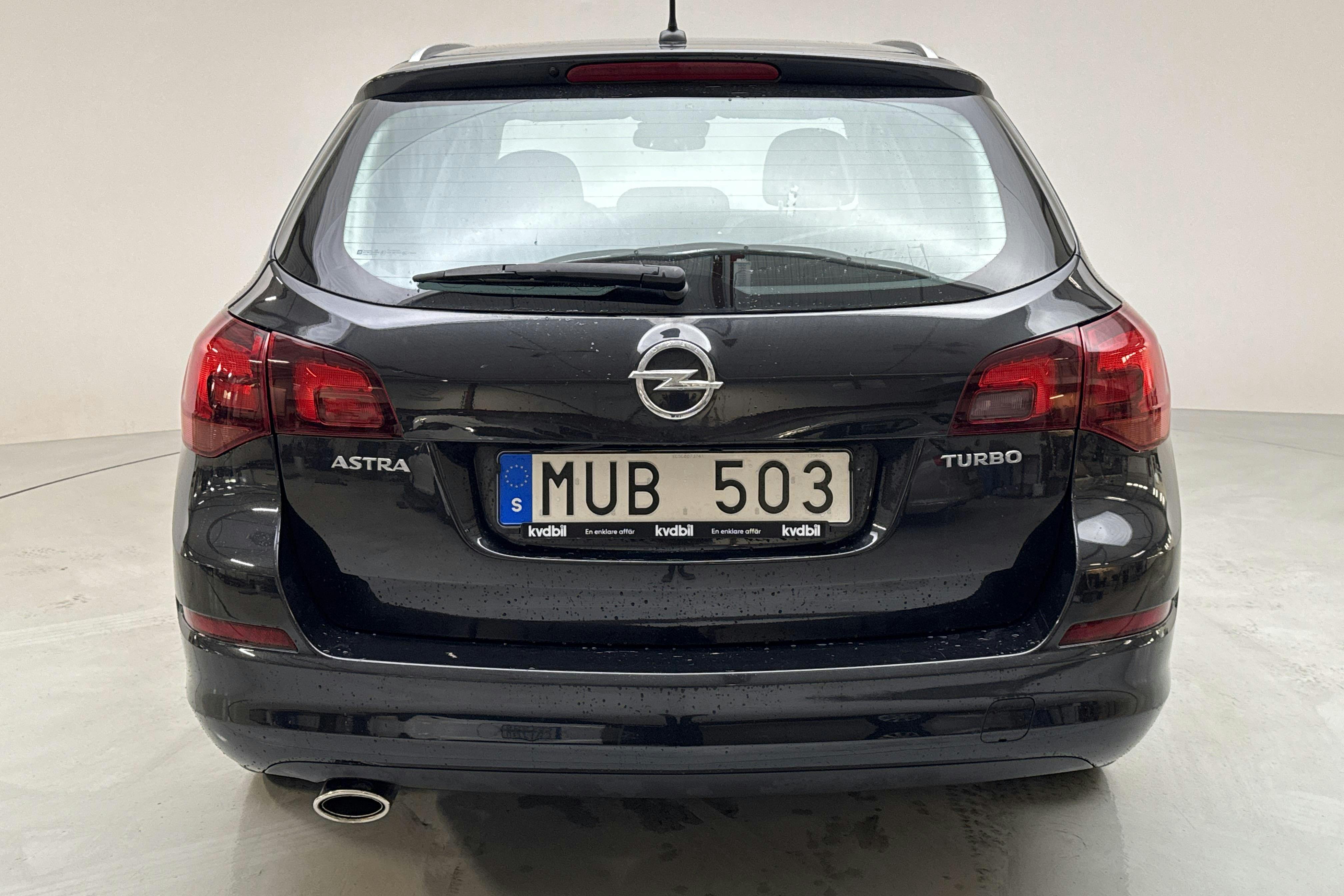 Opel Astra 1.4 Turbo ECOTEC Sports Tourer (140hk) - 119 450 km - Manual - black - 2012