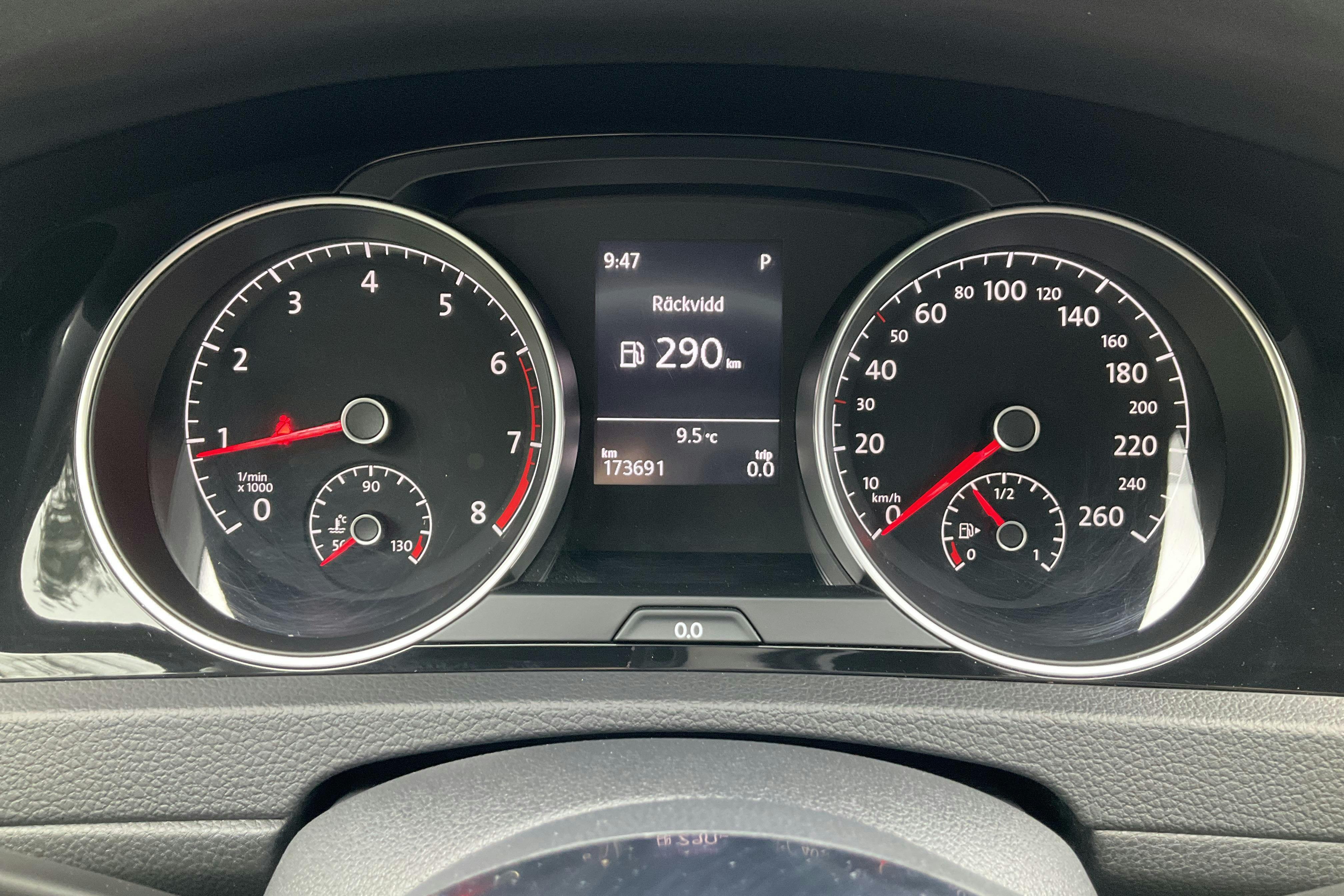 VW Golf VII 1.4 TSI Sportscombi (140hk) - 173 690 km - Automatic - gray - 2015