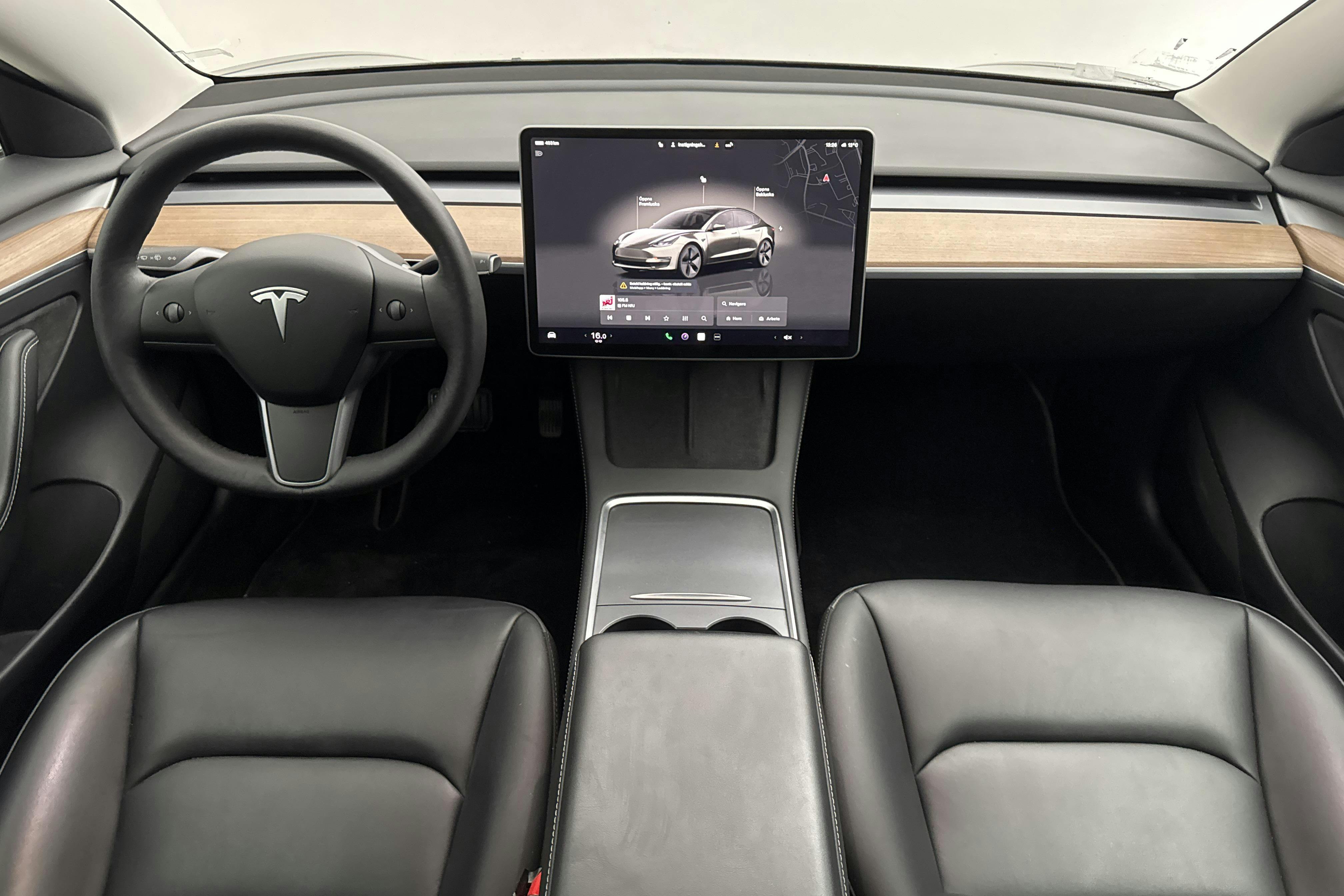 Tesla Model 3 Standard Range RWD - 60 800 km - Automatyczna - czarny - 2023