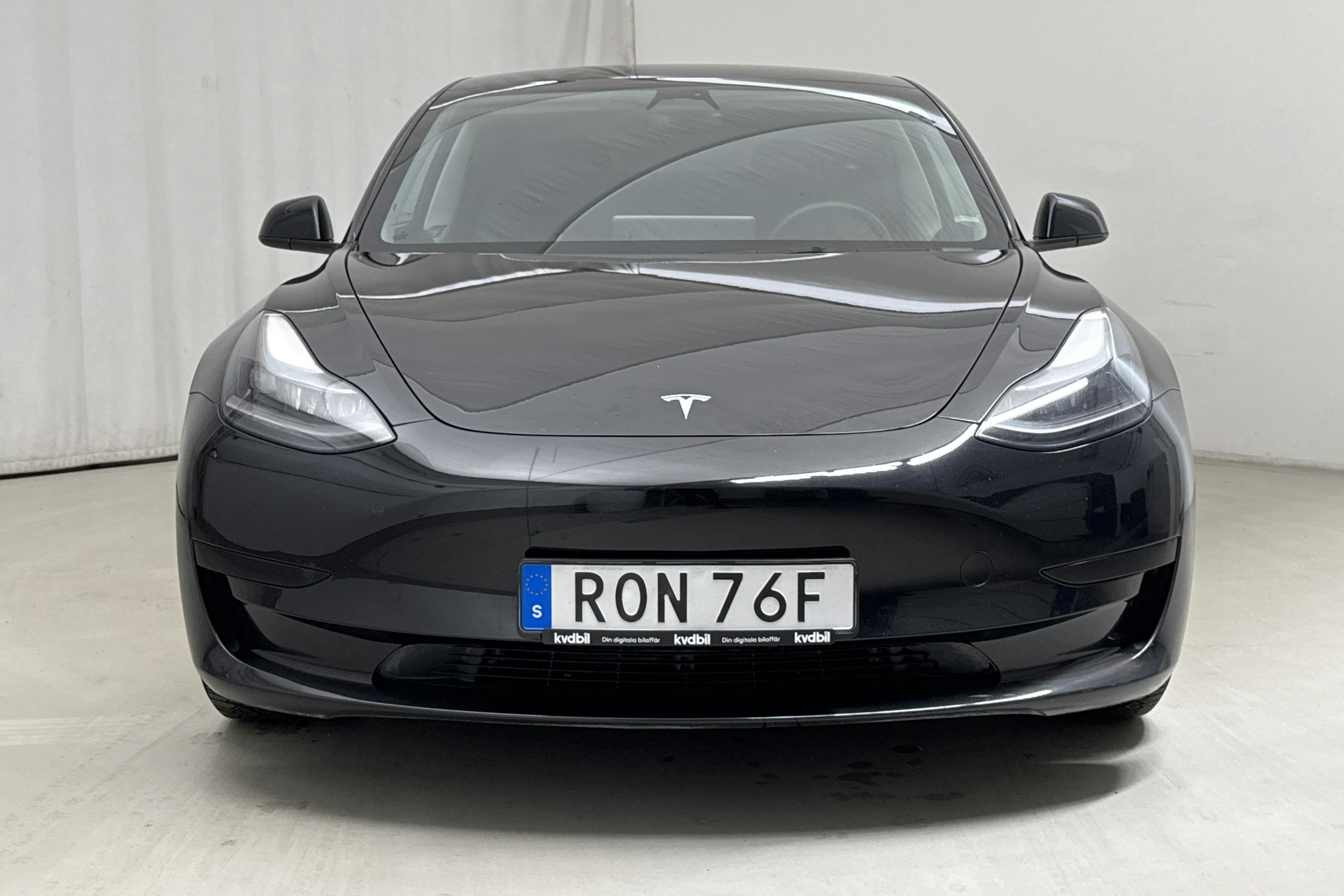 Tesla Model 3 Standard Range RWD - 60 800 km - Automatyczna - czarny - 2023