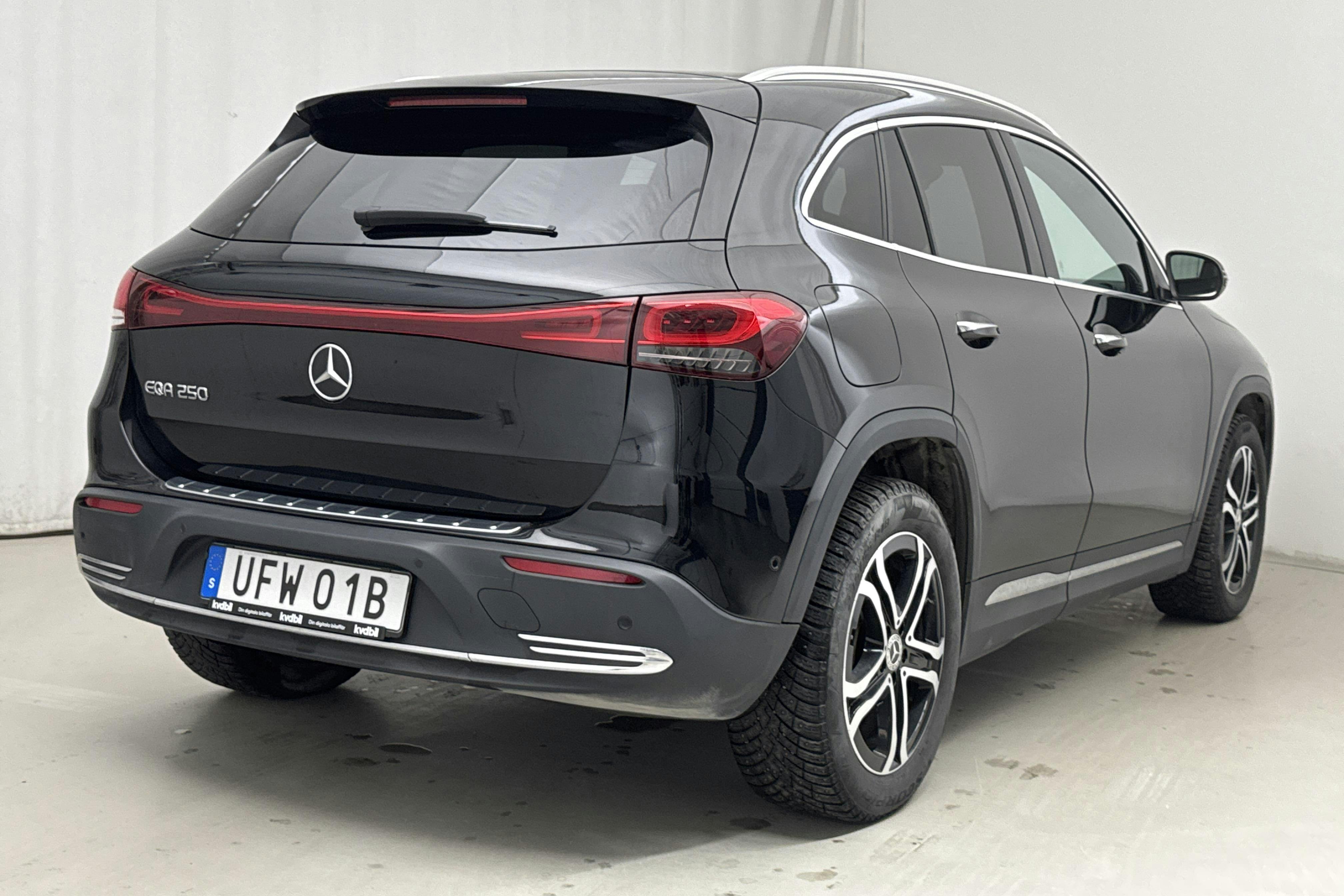 Mercedes EQA 250 H243 (190hk) - 4 570 mil - Automat - svart - 2023