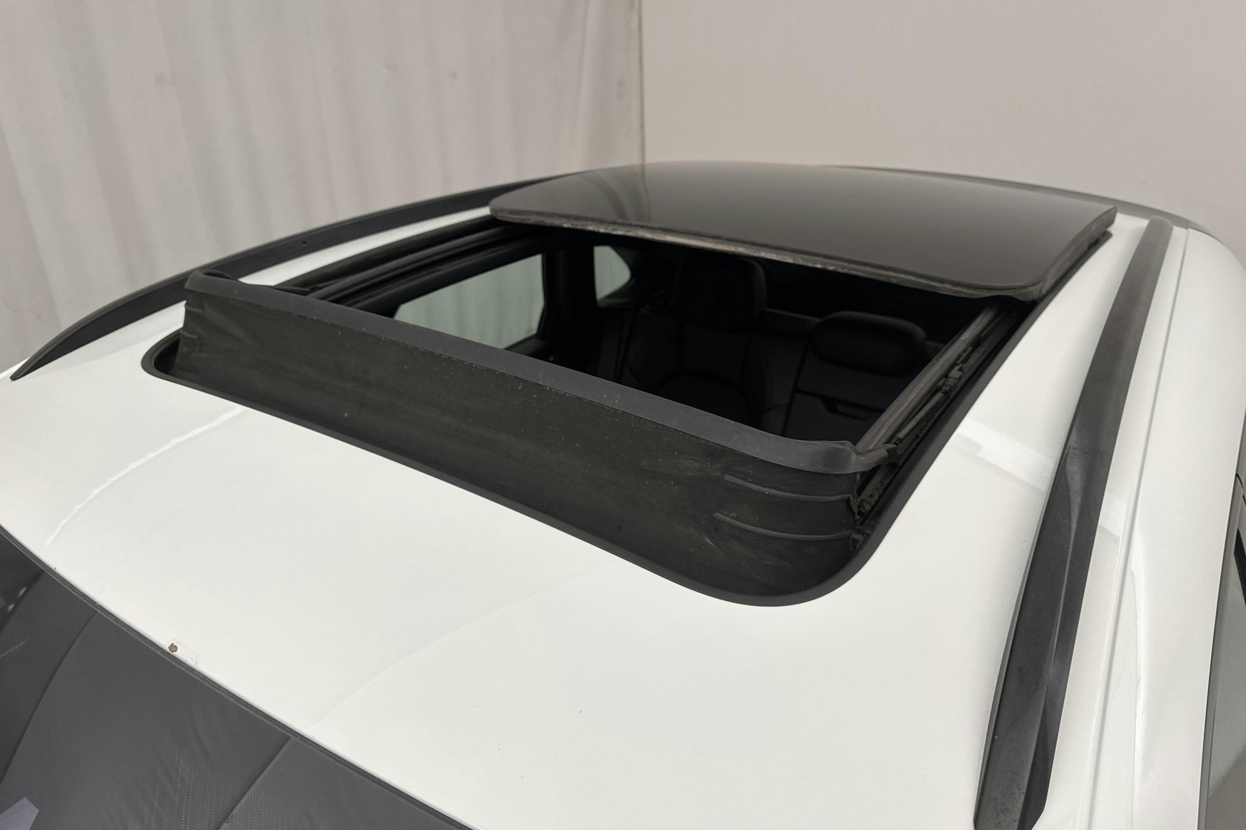 Porsche Macan 3.0 S Diesel (258hk) - 224 310 km - Automatic - white - 2016