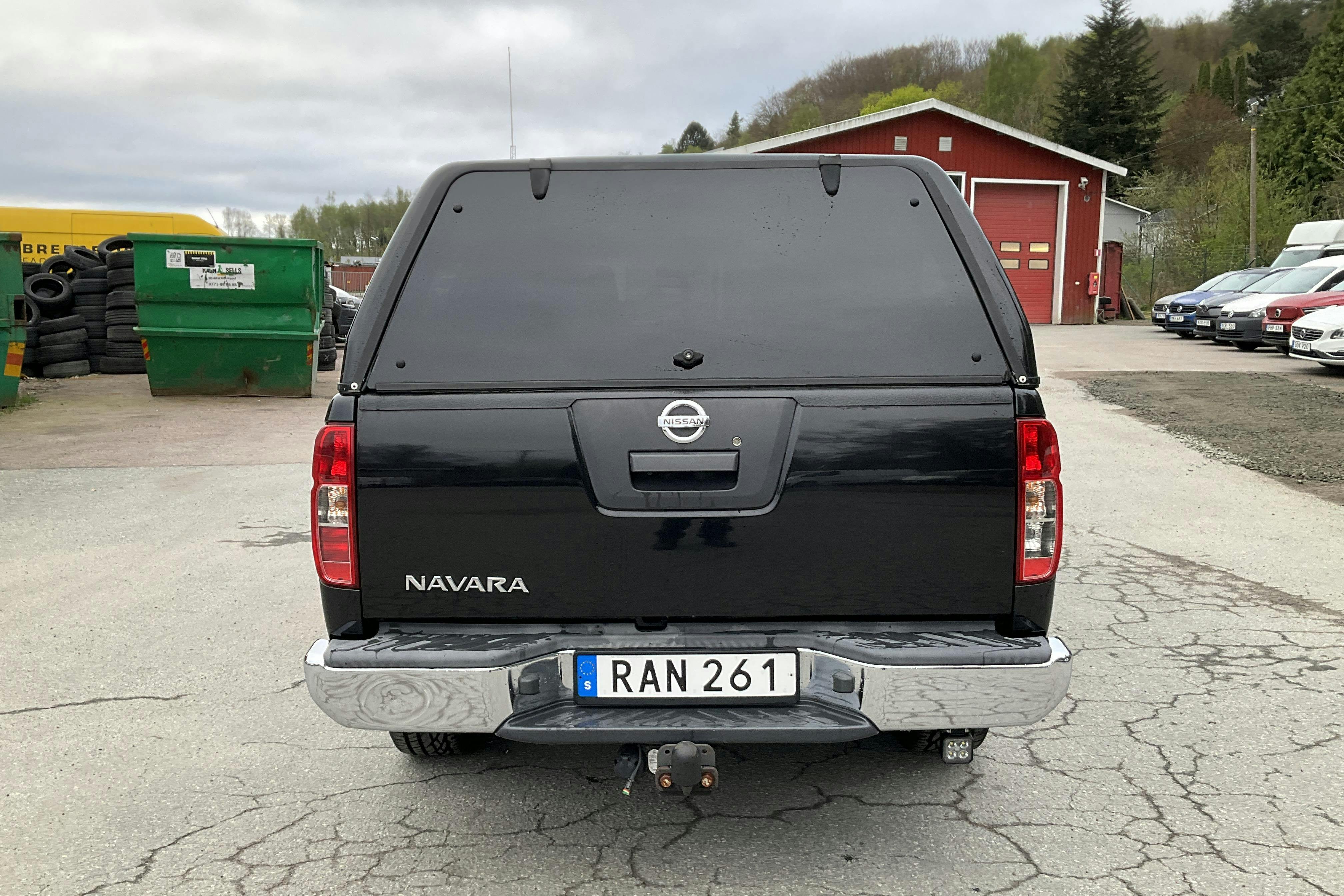 Nissan Navara 3.0 dCi V6 (231hk) - 83 600 km - Automatic - black - 2016