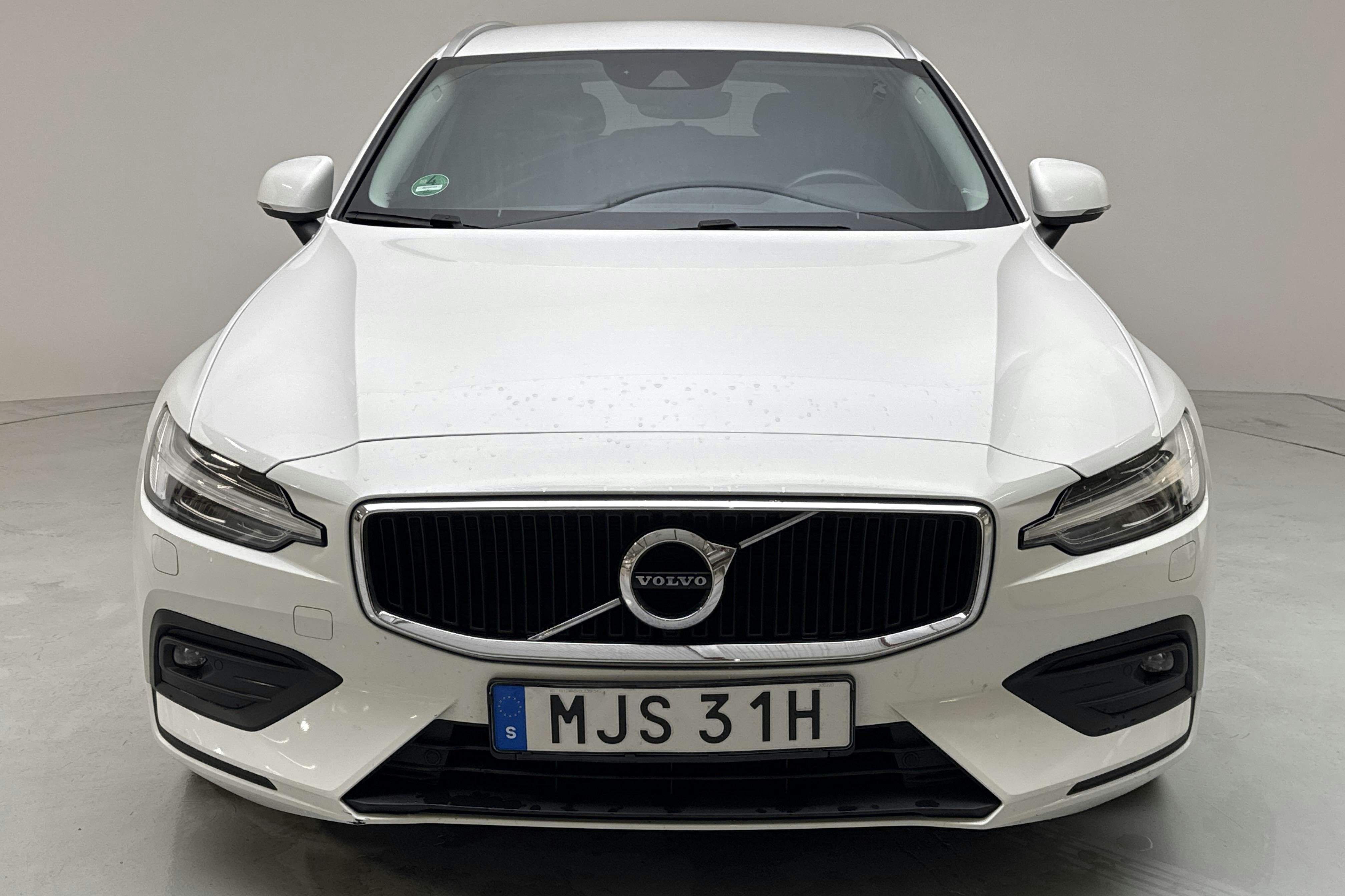 Volvo V60 D4 (190hk) - 190 080 km - Automatic - white - 2020