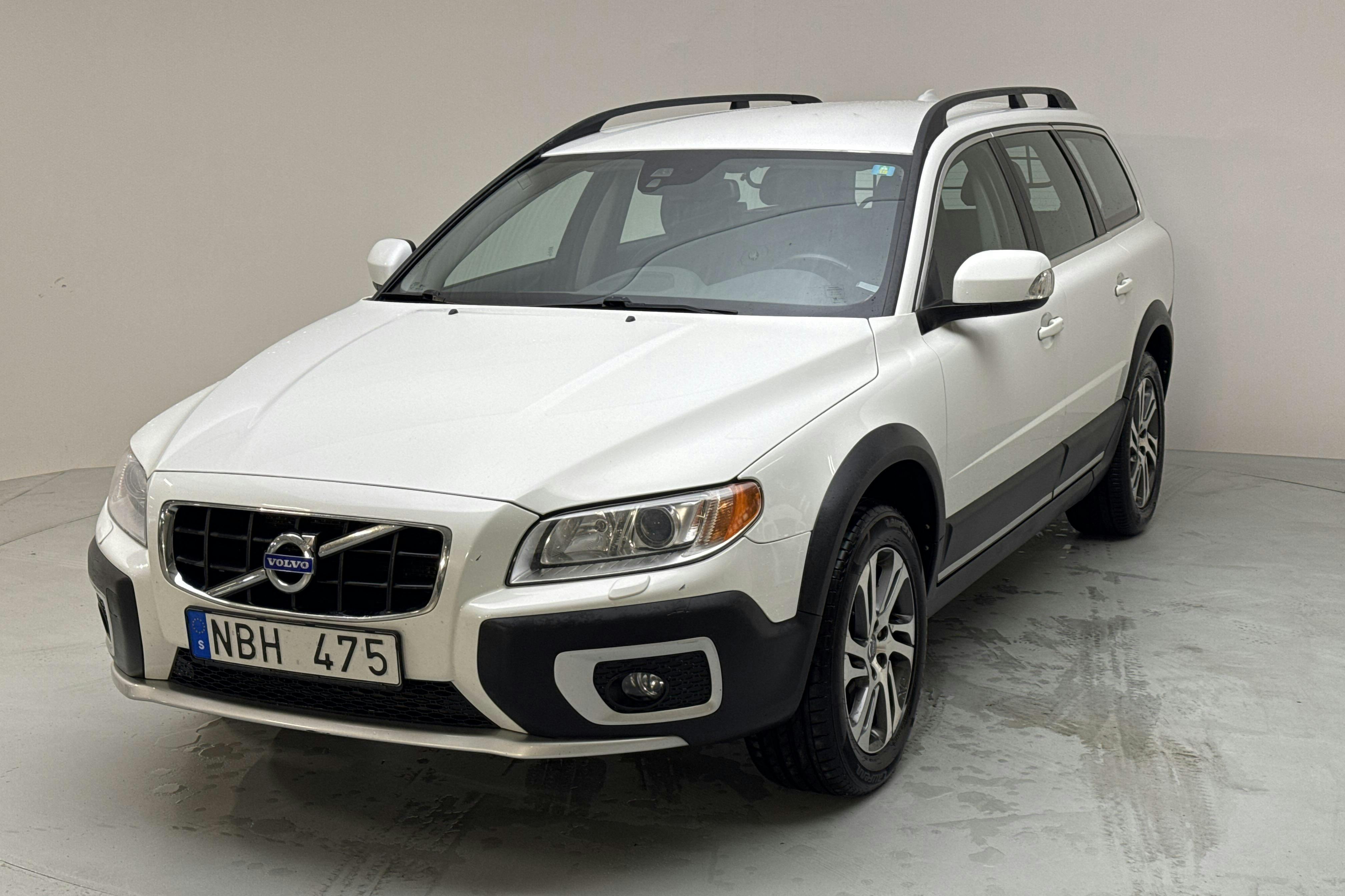 Volvo XC70 II D4 AWD (163hk) - 267 620 km - Manualna - biały - 2013