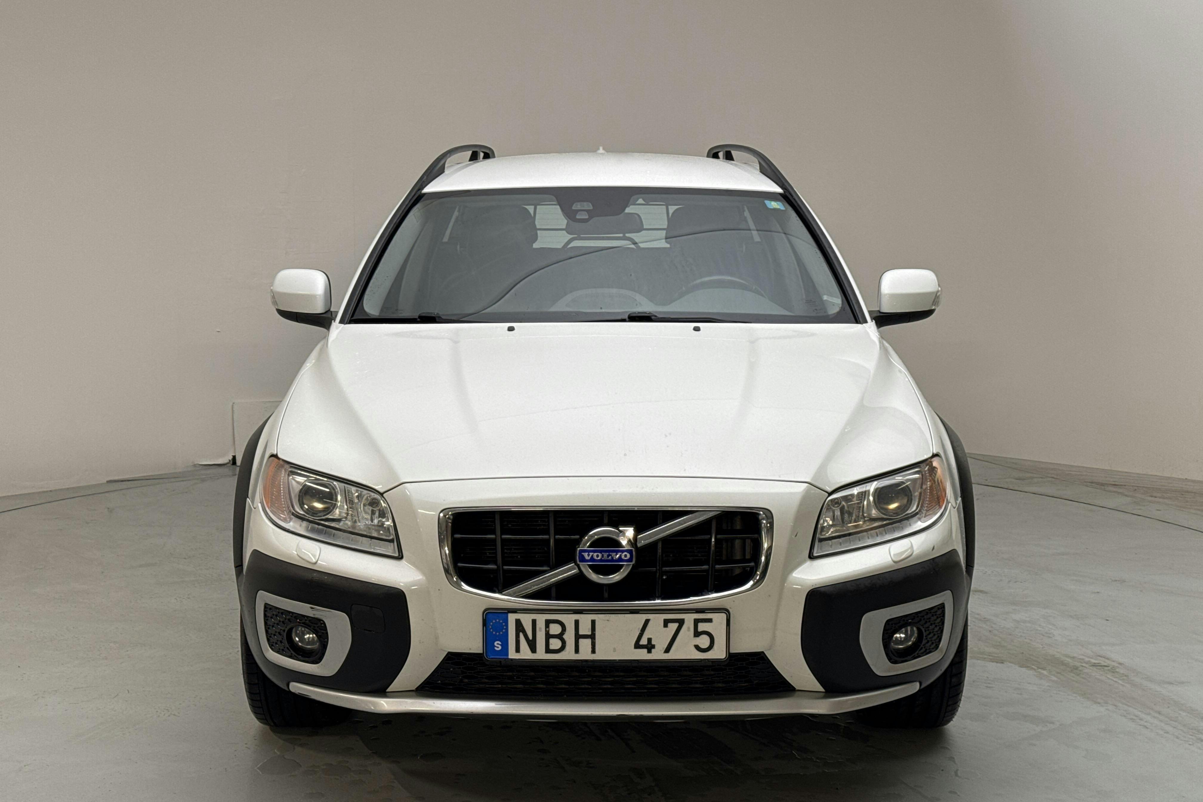 Volvo XC70 II D4 AWD (163hk) - 267 620 km - Manualna - biały - 2013