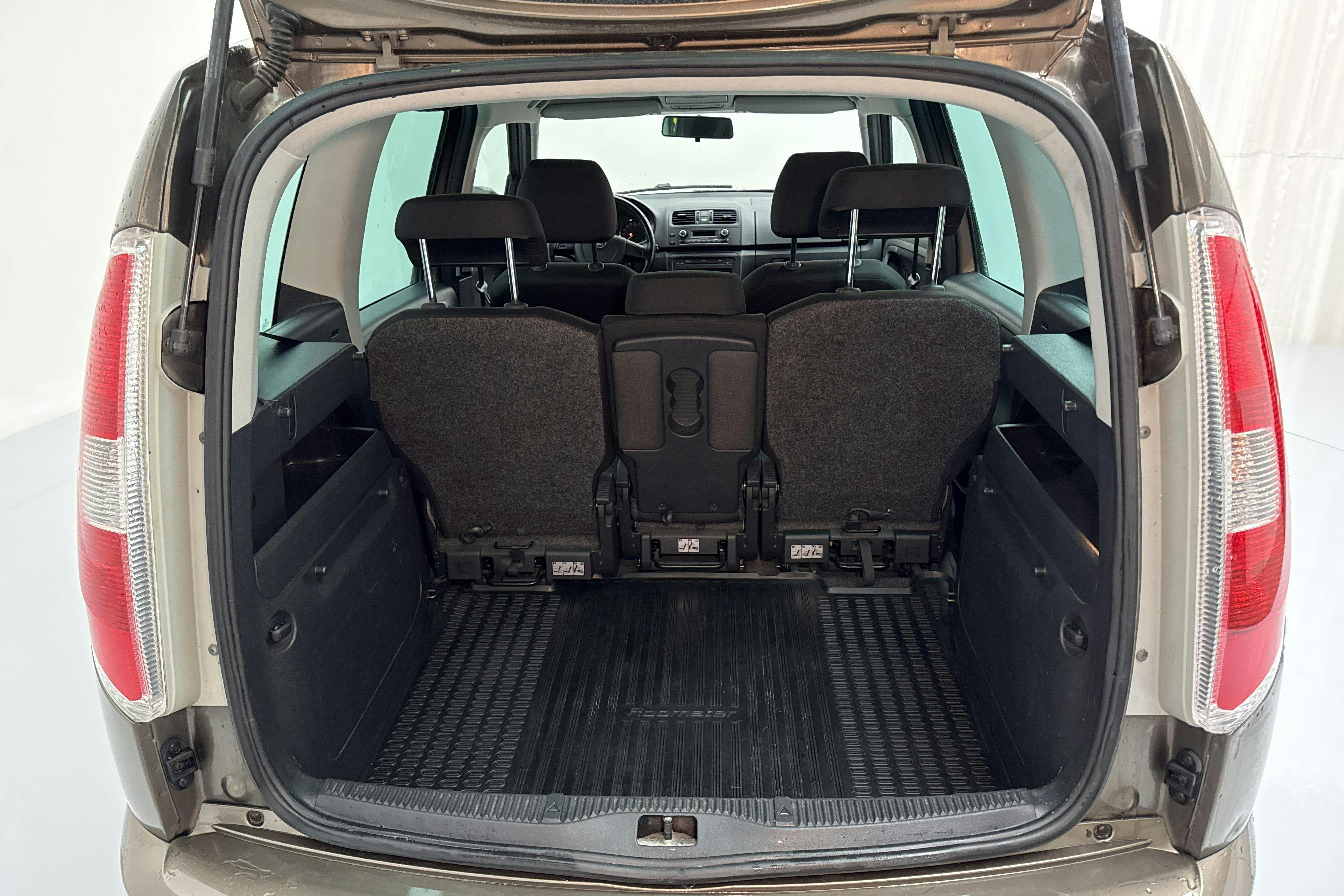Skoda Roomster 1.2 TSI (86hk) - 122 920 km - Käsitsi - pruun - 2013
