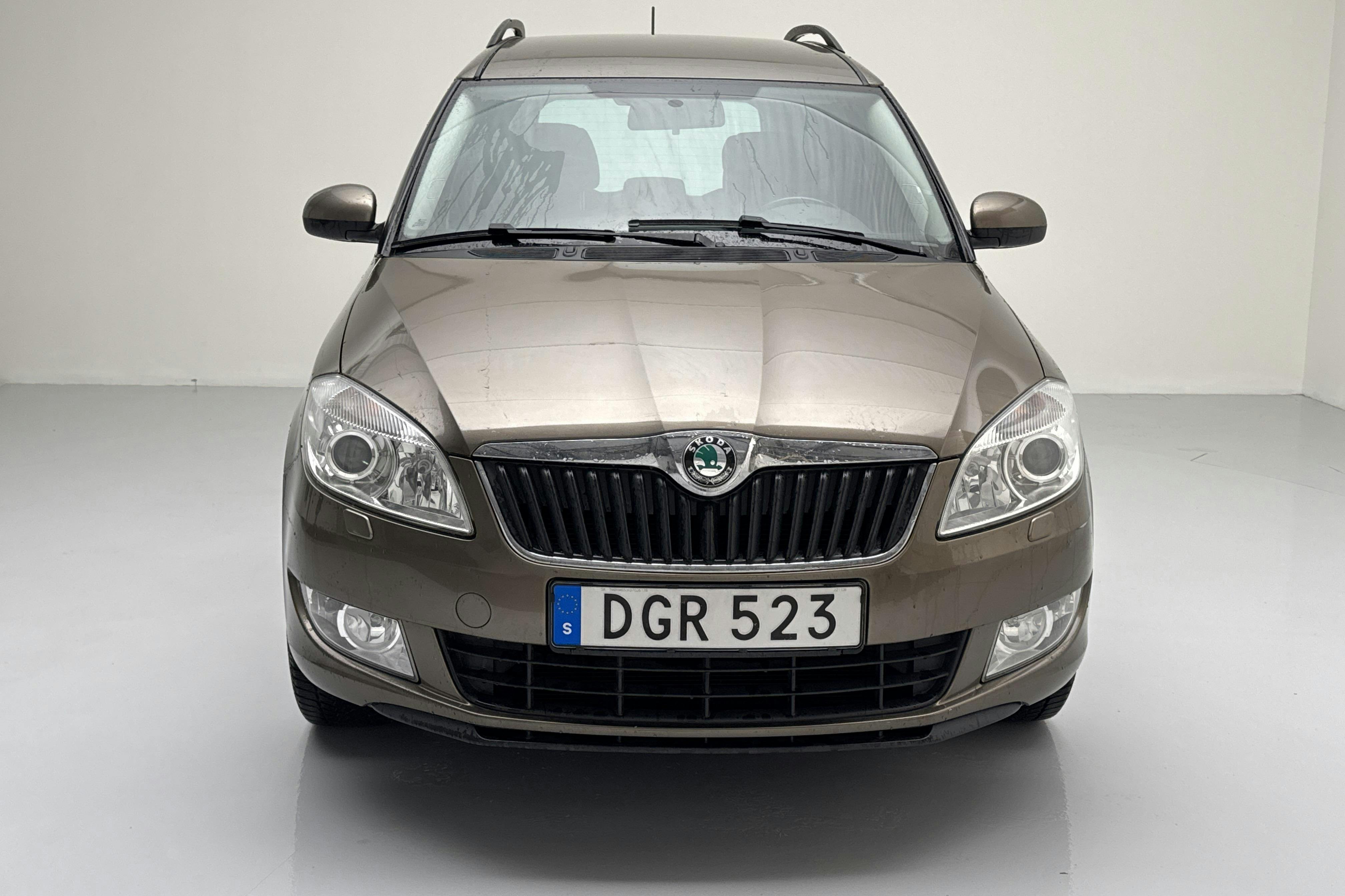 Skoda Roomster 1.2 TSI (86hk) - 122 920 km - Käsitsi - pruun - 2013