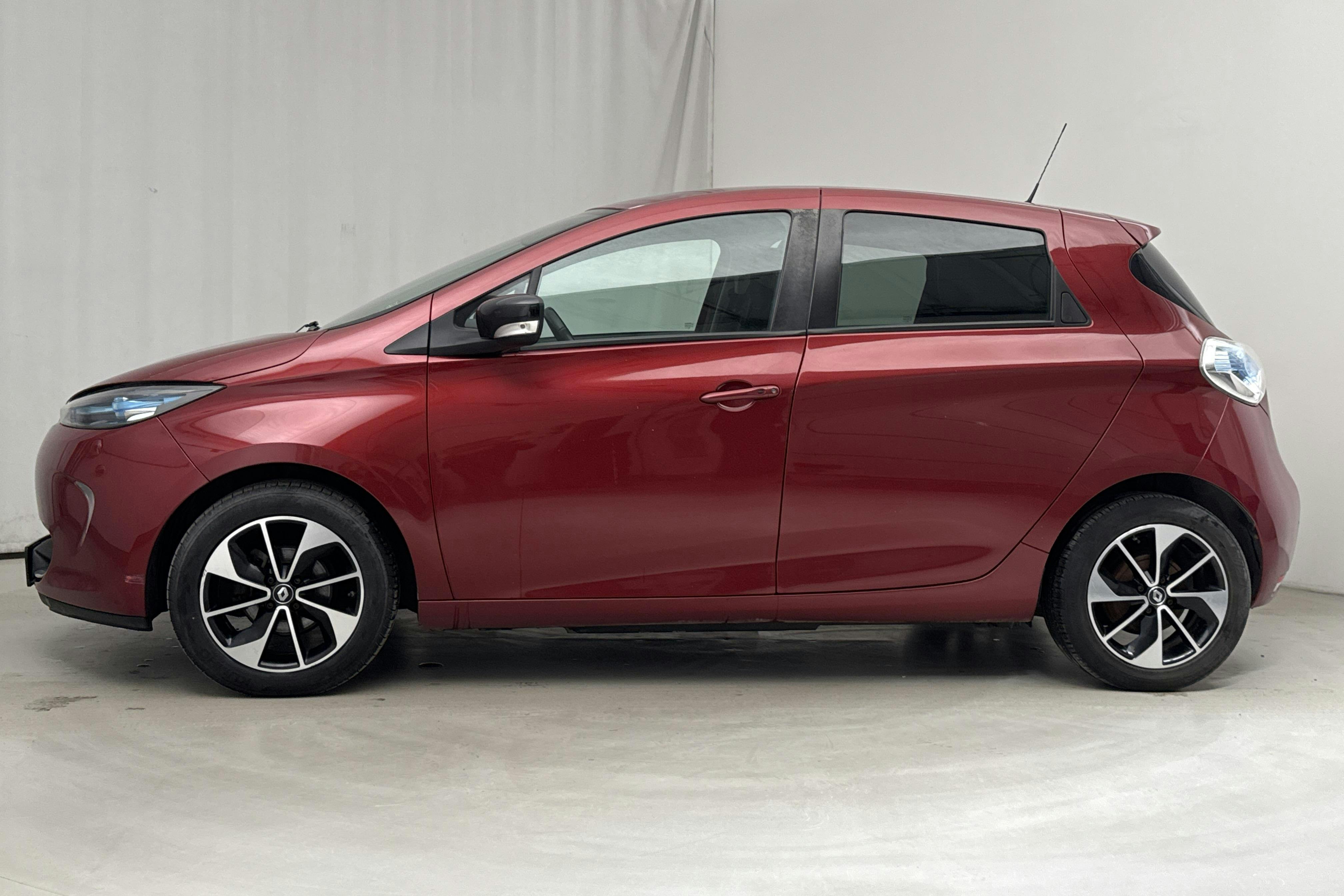 Renault Zoe 41 kWh R90 (92hk) - 185 550 km - Automatic - red - 2018