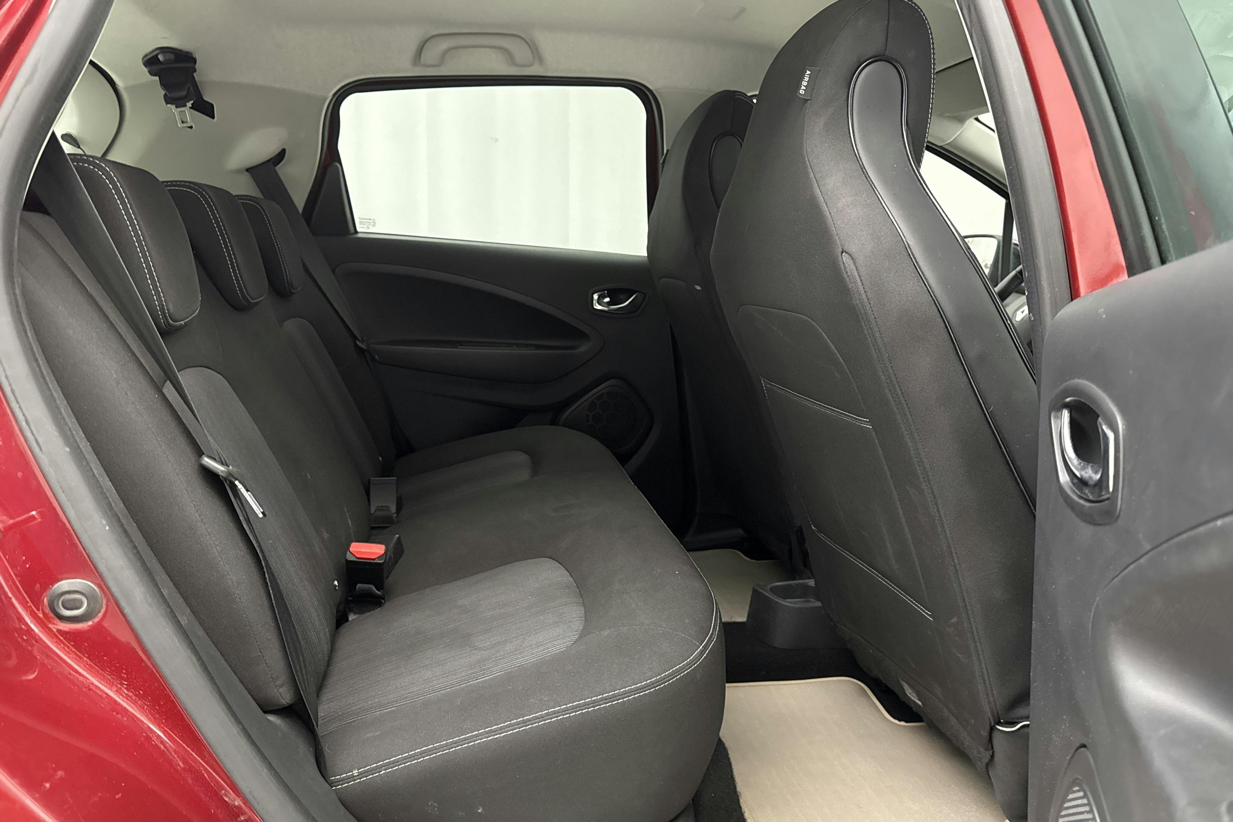 Renault Zoe 41 kWh R90 (92hk) - 185 550 km - Automatic - red - 2018
