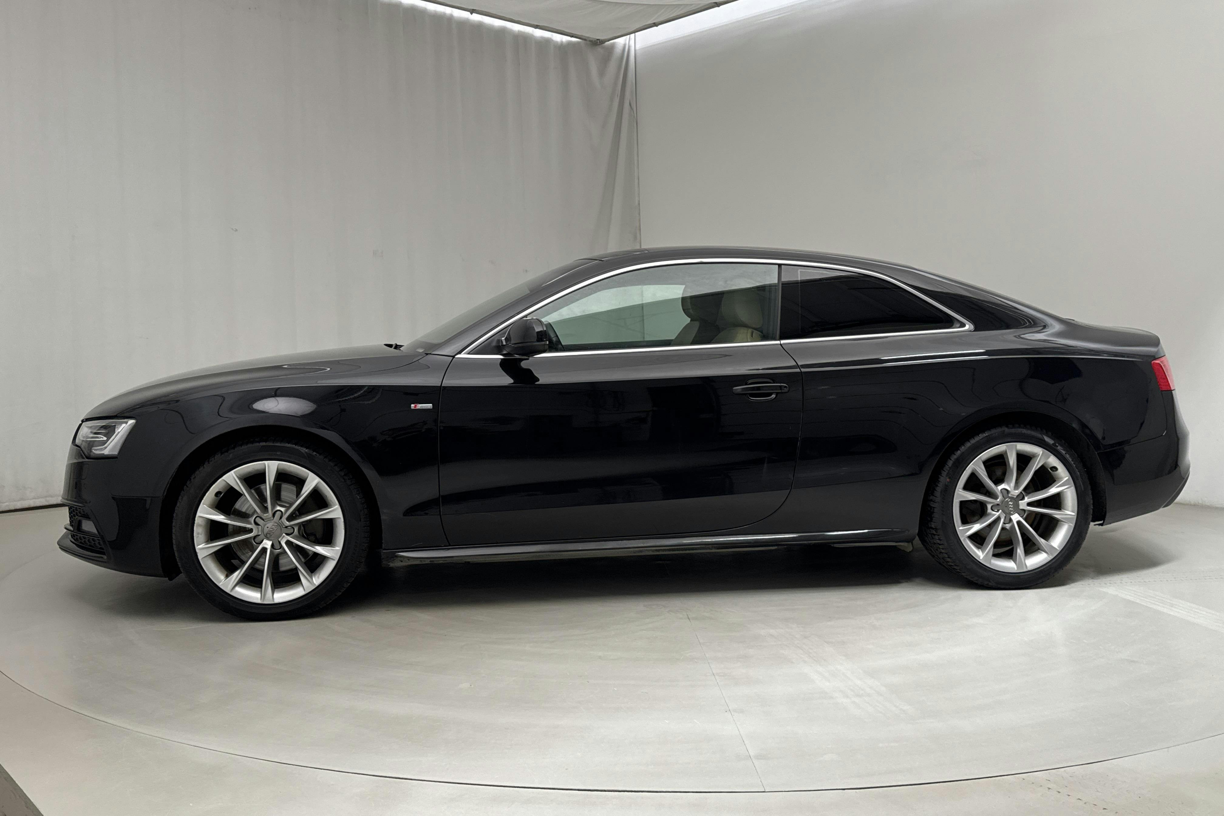 Audi A5 2.0 TFSI Coupé quattro (225hk) - 182 930 km - Manualna - czarny - 2016