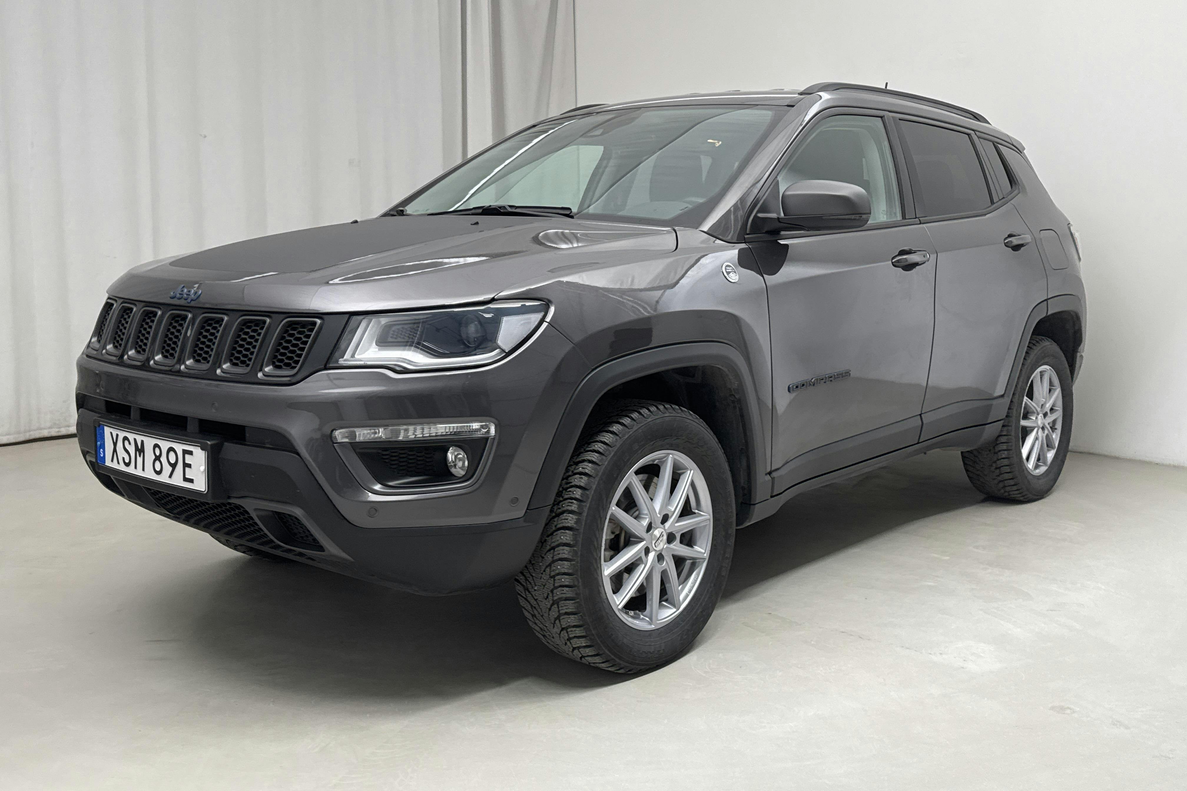 Jeep Compass 1.3 PHEV 4WD (240hk) - 47 540 km - Automaatne - hall - 2020