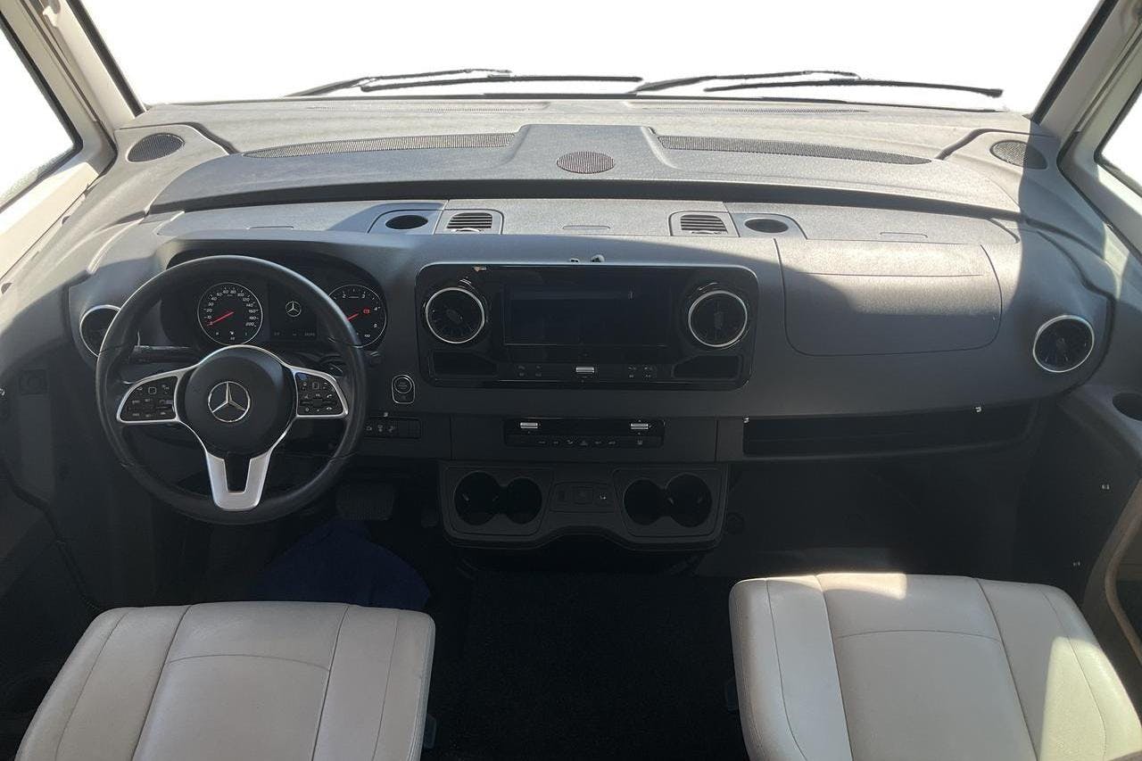 MERCEDES-BENZ KABE IMPERIAL Travel Master I 810 LGB Husbil - 37 190 km - Automaatne - valge - 2022