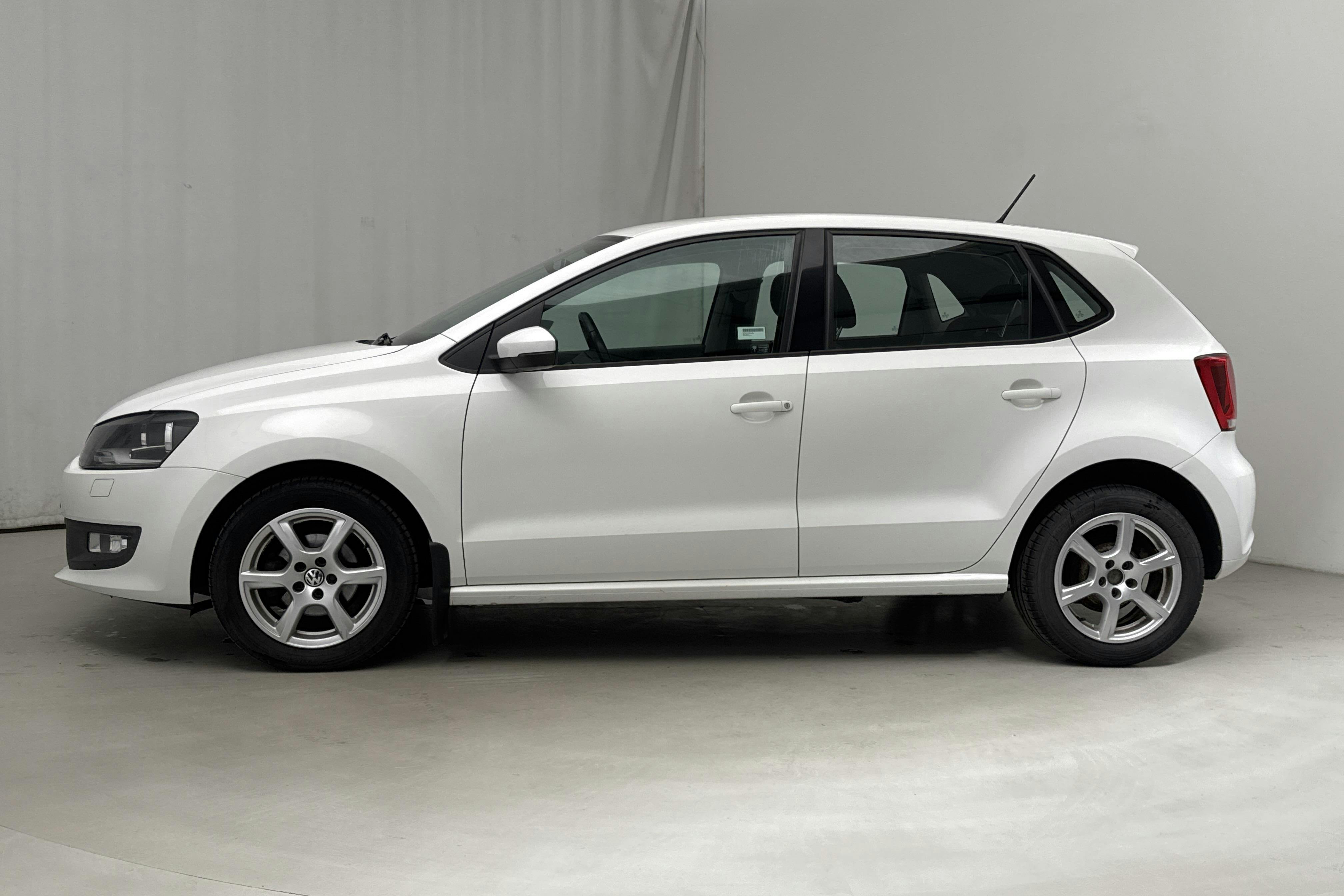 VW Polo 1.4 5dr (85hk) - 148 480 km - Manual - white - 2012