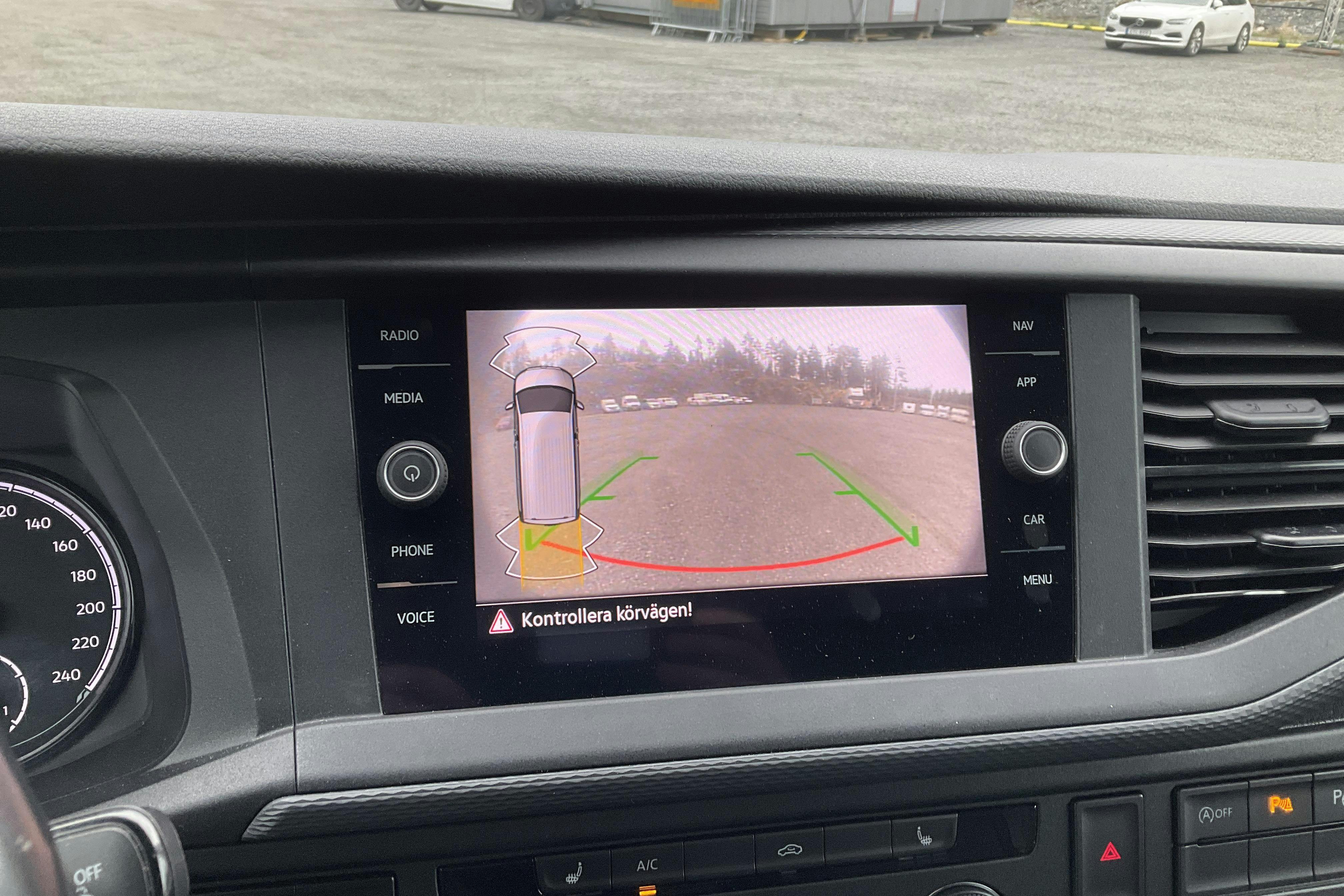 VW Transporter T6 2.0 TDI BMT Skåp 4MOTION (150hk) - 94 040 km - Automatyczna - szary - 2020