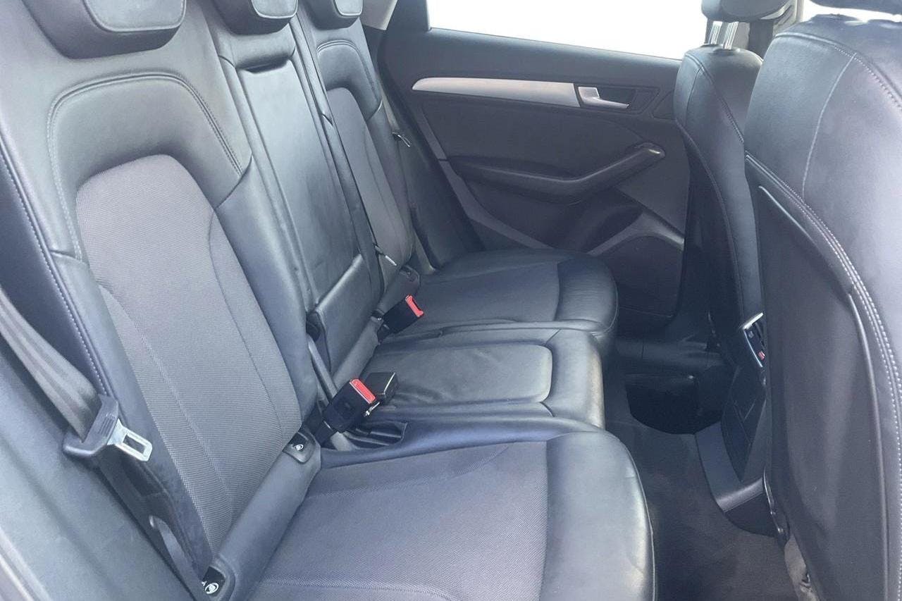 Audi Q5 2.0 TDI clean diesel quattro (190hk) - 158 240 km - Automaattinen - harmaa - 2016