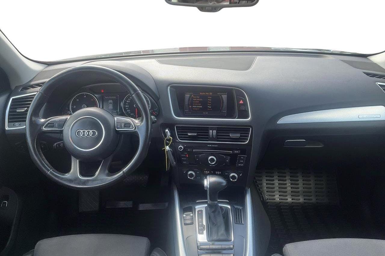 Audi Q5 2.0 TDI clean diesel quattro (190hk) - 158 240 km - Automaattinen - harmaa - 2016