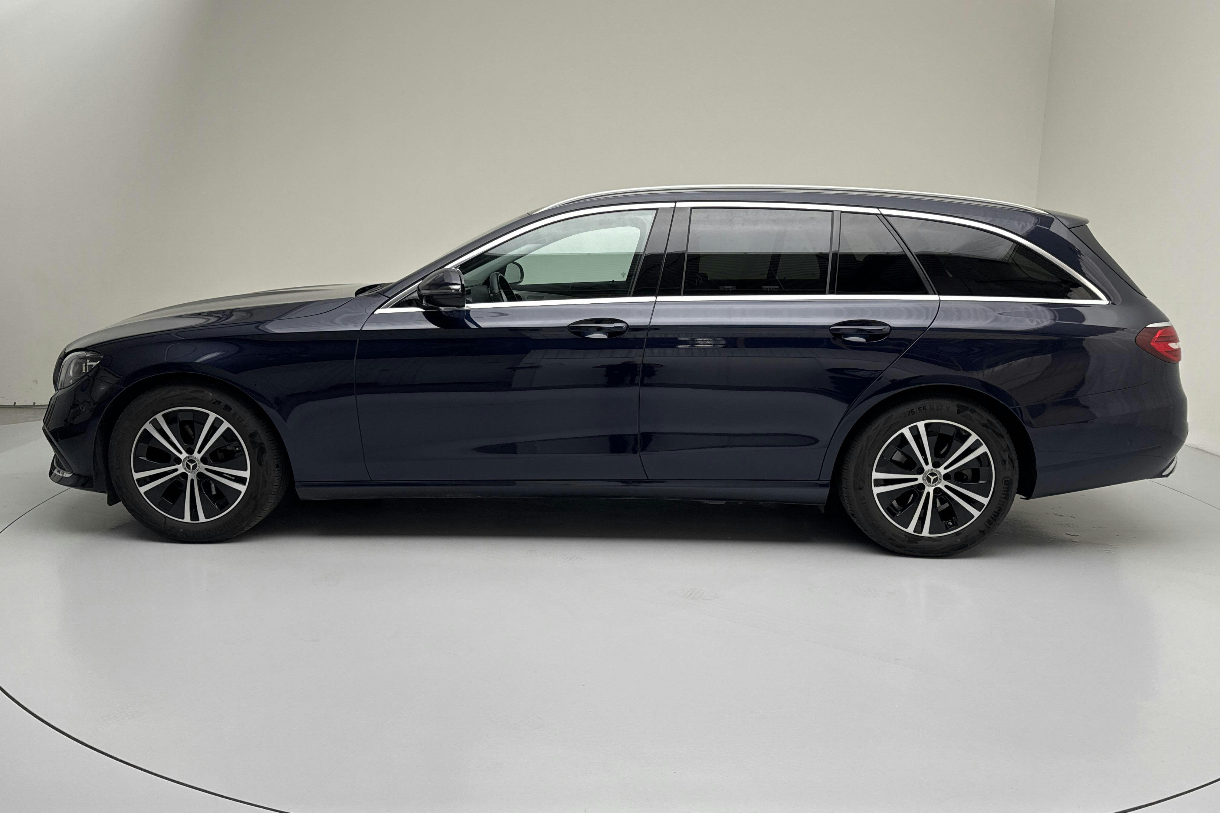 Mercedes E 220 d Kombi S213 (194hk) - 38 350 km - Automatic - Dark Blue - 2021
