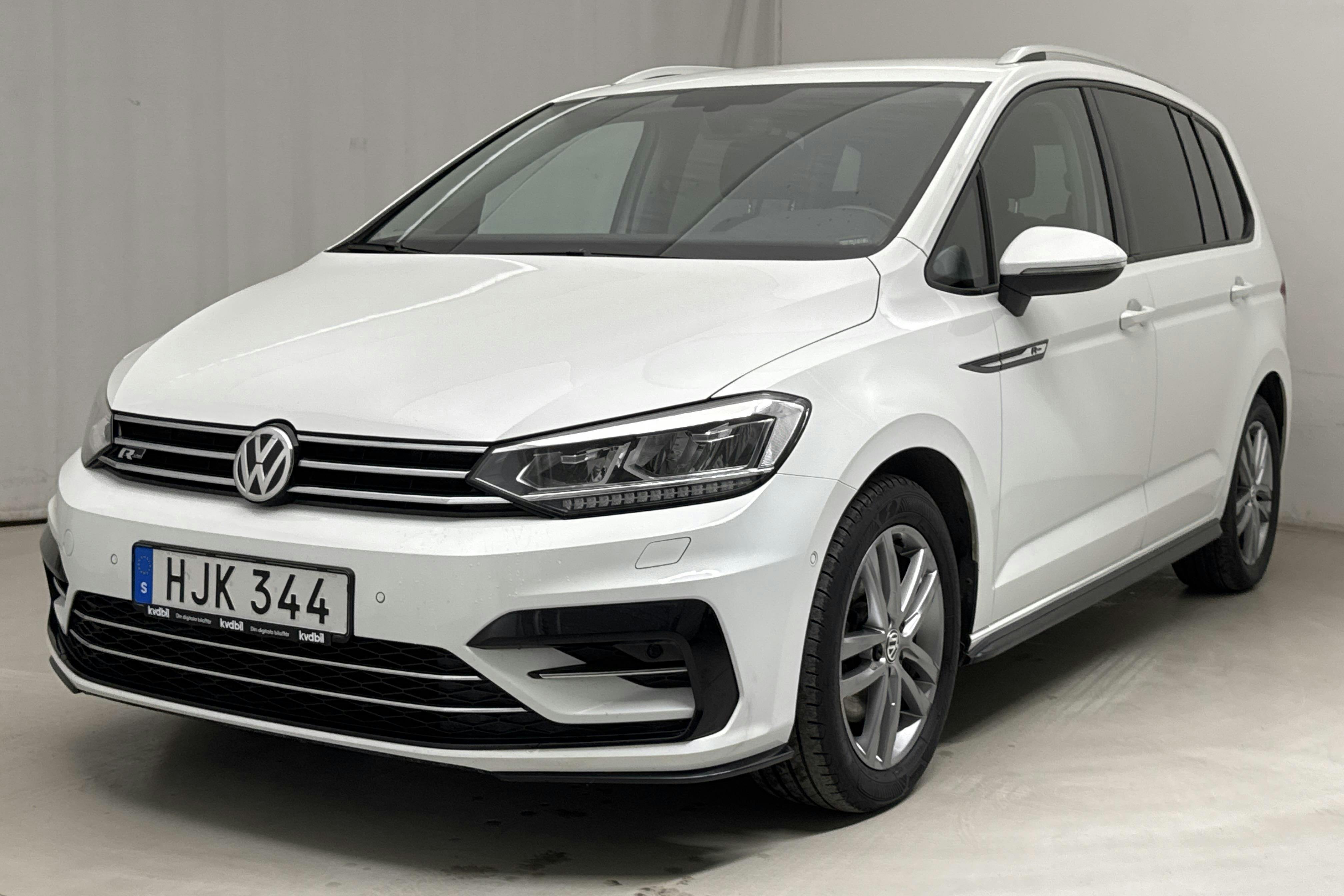 VW Touran 1.5 TSI (150hk) - 202 130 km - Automatyczna - biały - 2019
