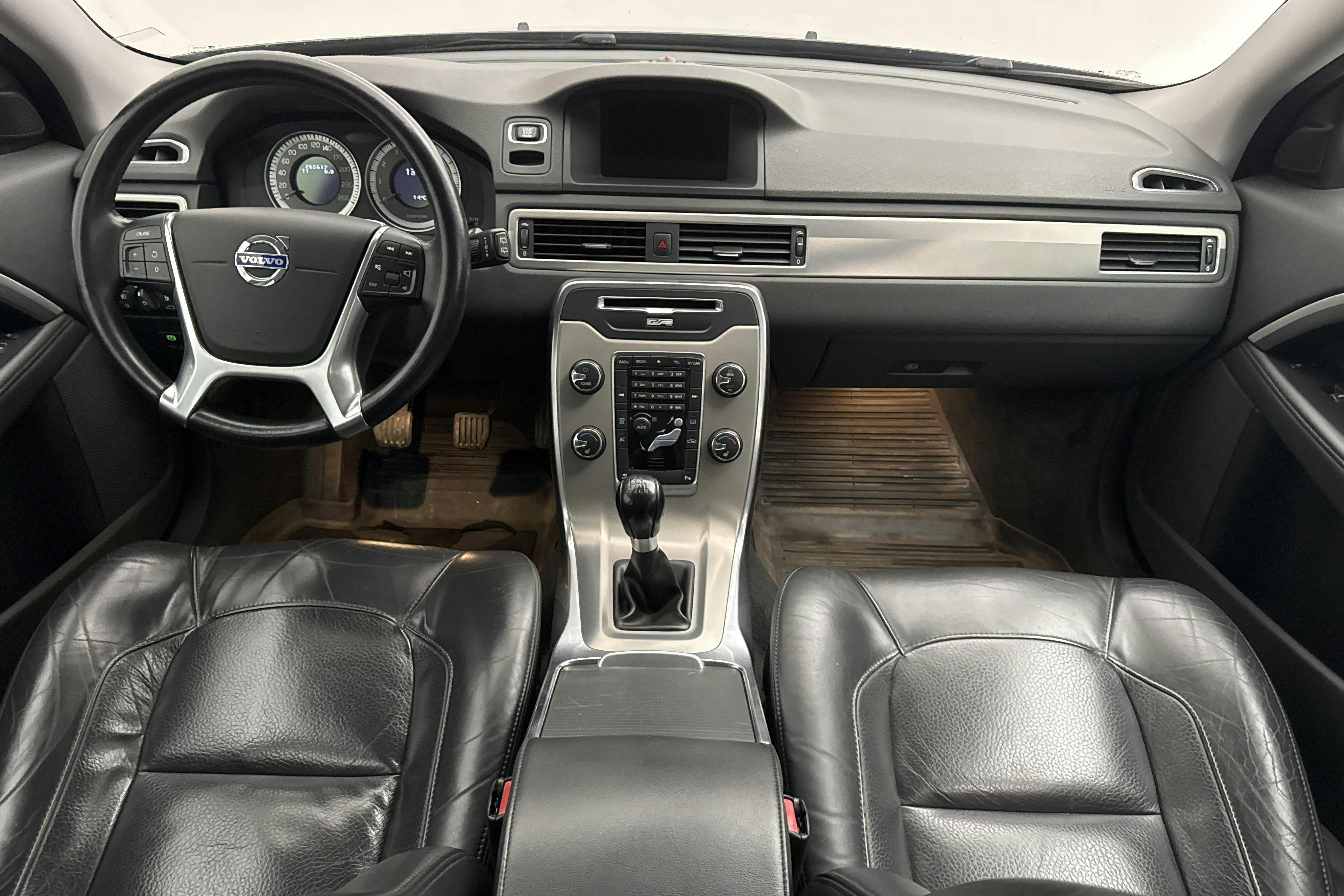 Volvo V70 II 2.5FT AFV Bi-fuel (231hk) - 265 620 km - Manualna - szary - 2012