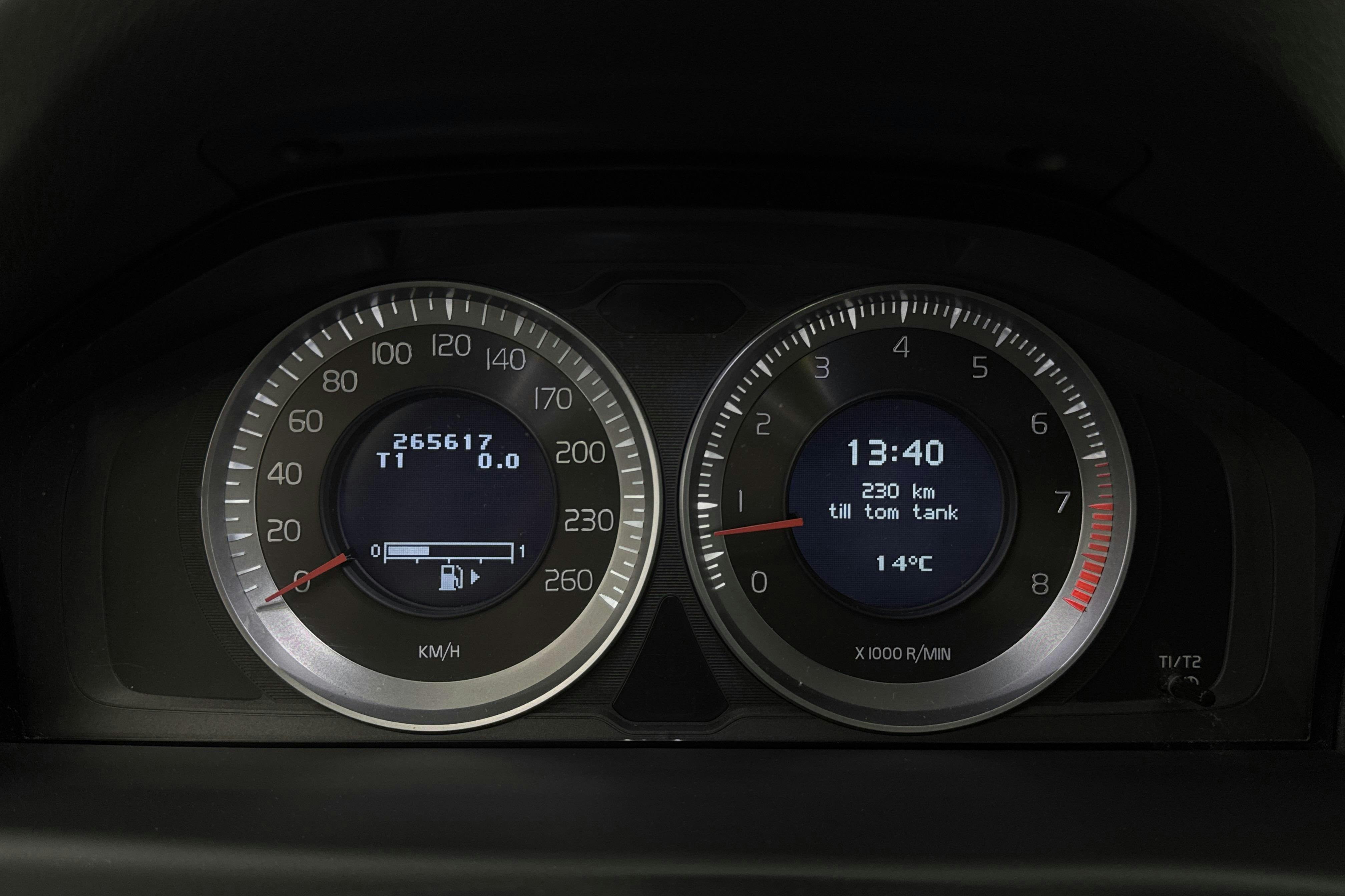 Volvo V70 II 2.5FT AFV Bi-fuel (231hk) - 265 620 km - Manualna - szary - 2012